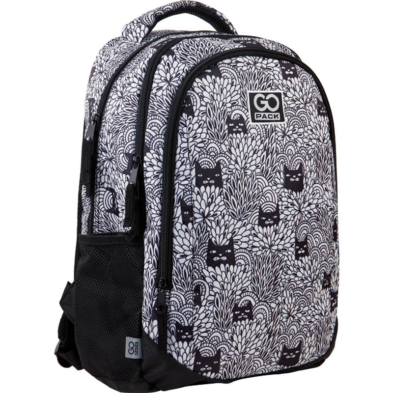 

Рюкзак GoPack Education Black cats с анатомической спинкой (991015)