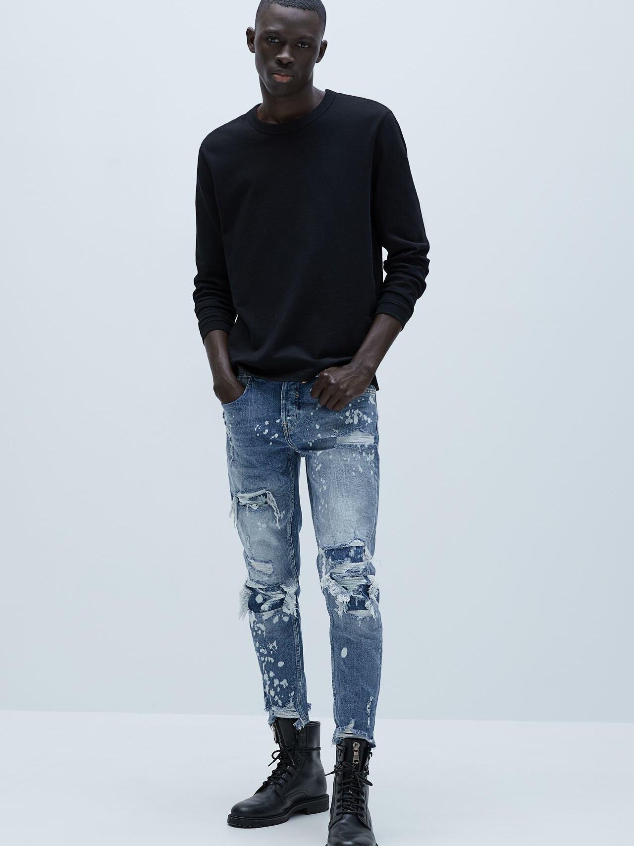 

Джинсы Zara 6045/408/427-ACIJ 44 Сине-белые в узоры