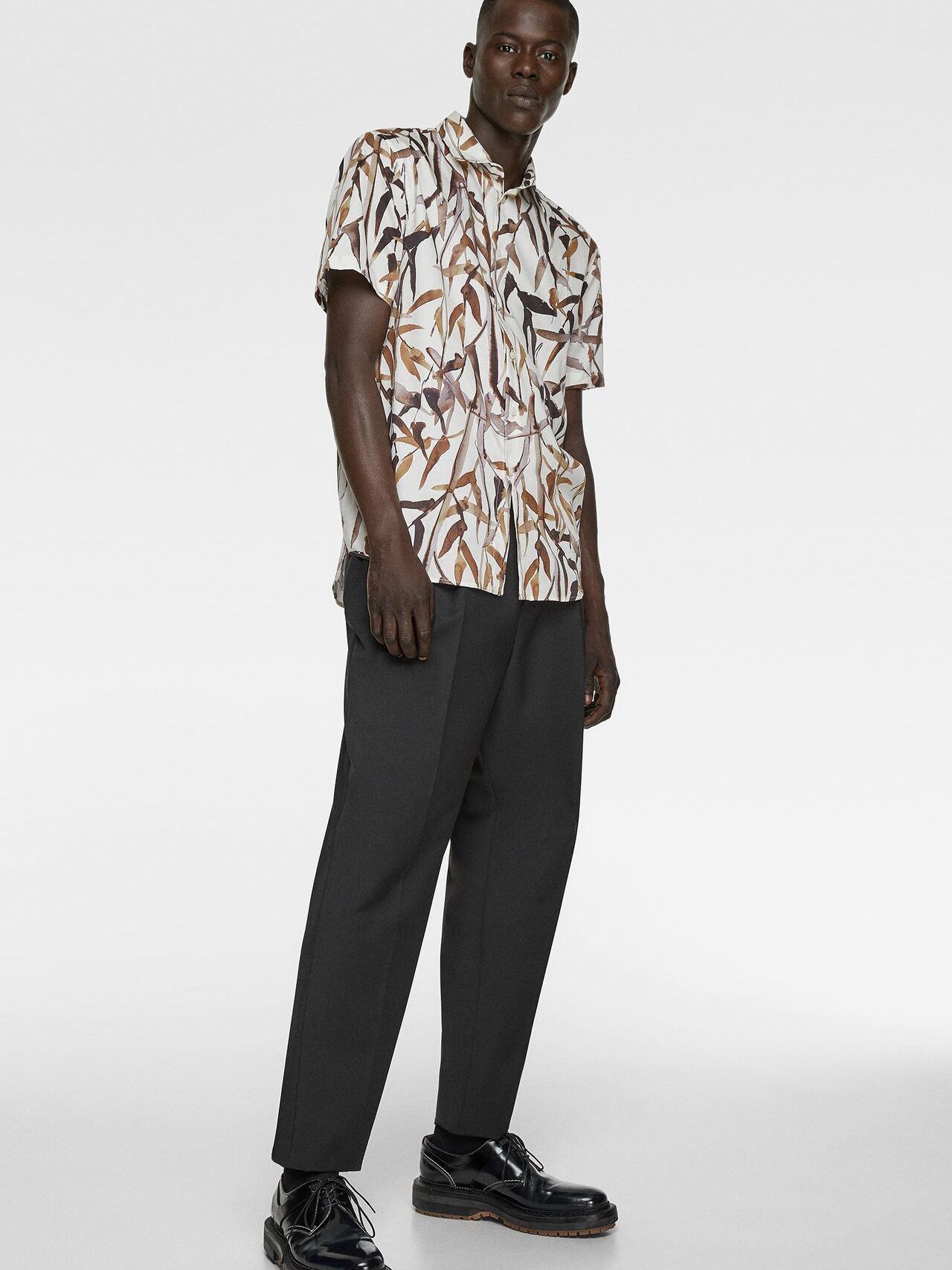

Рубашка Zara 5540/637/707-ABDM L Бежевая в цветные узоры
