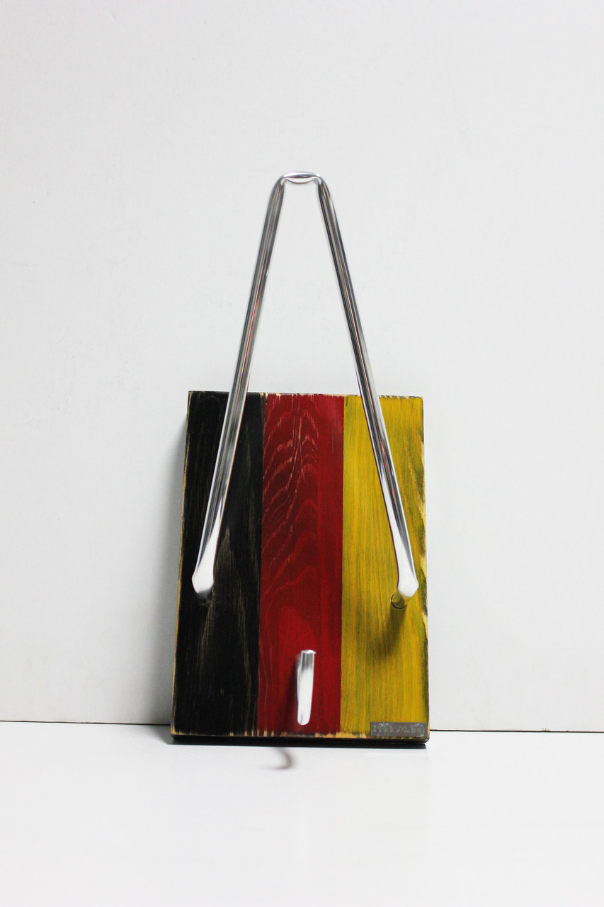 

Настінне кріплення для авто / мото шолому Pride&Joy 02De