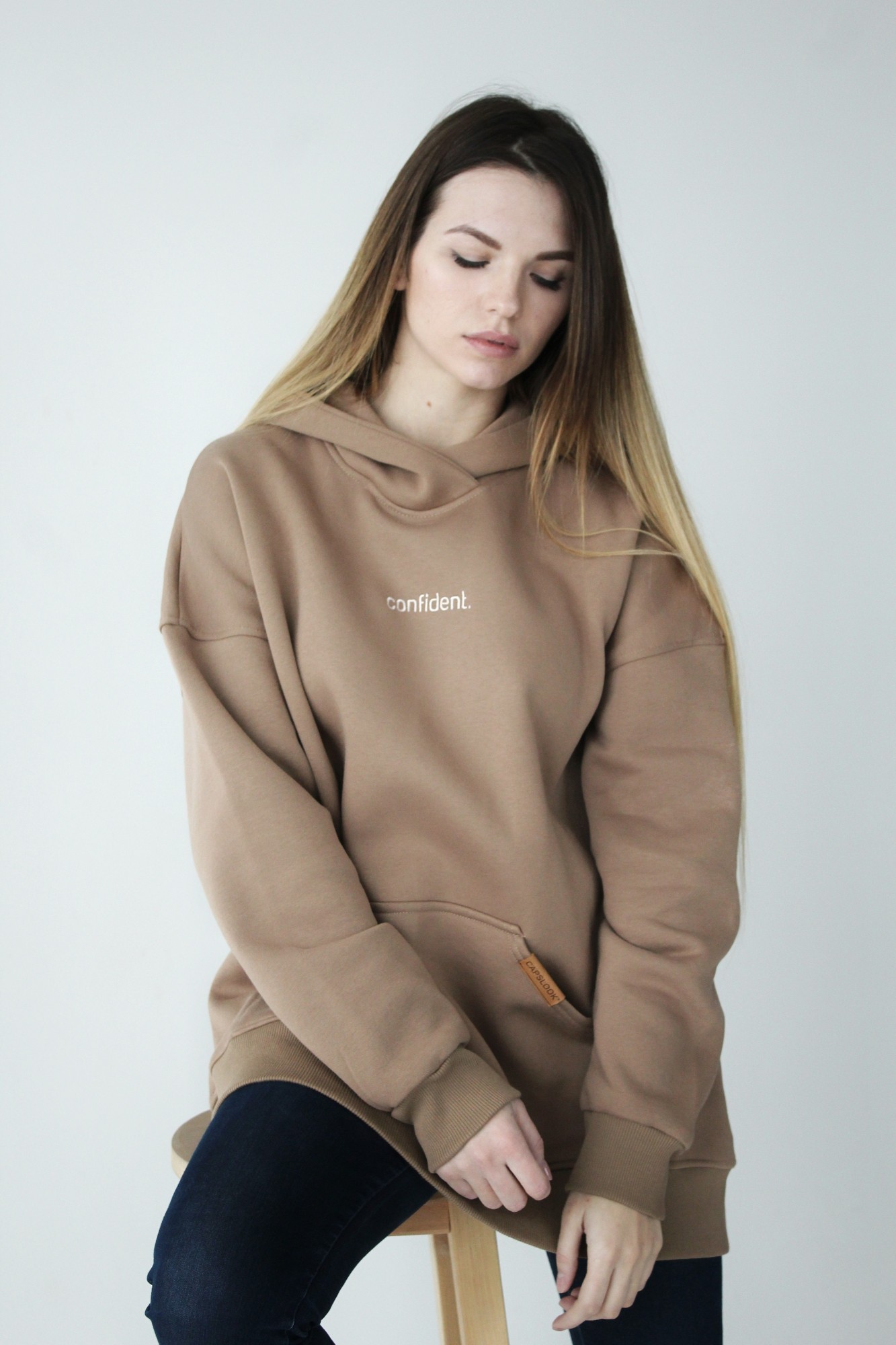 

Худи Capslook Oversize One Size Camel