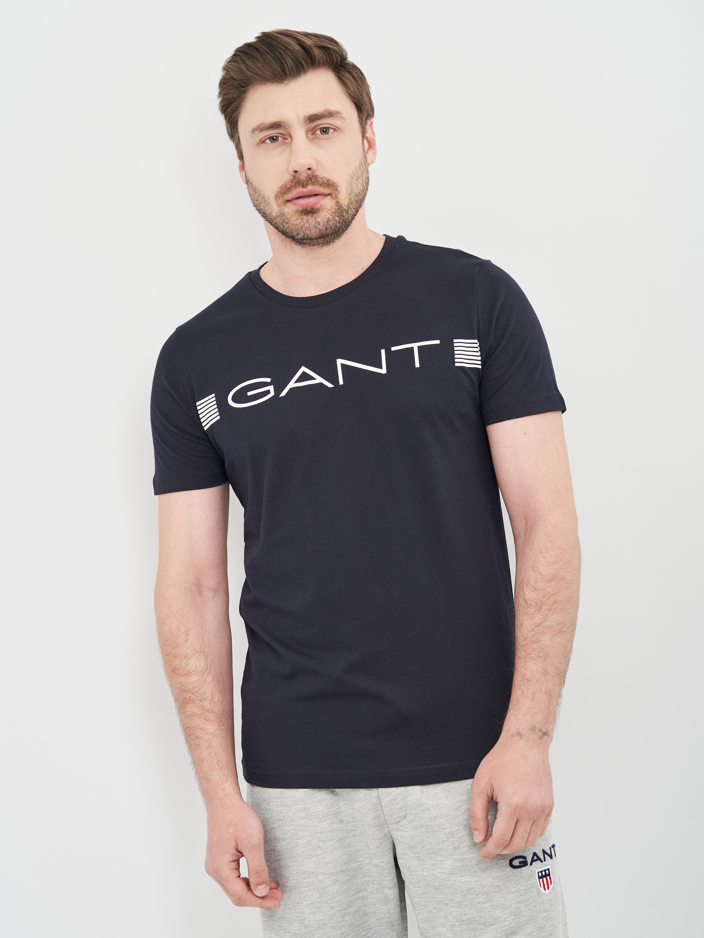 

Футболка Gant 10729  (48) Темно-синяя, Футболка Gant 10729 L (48) Темно-синяя