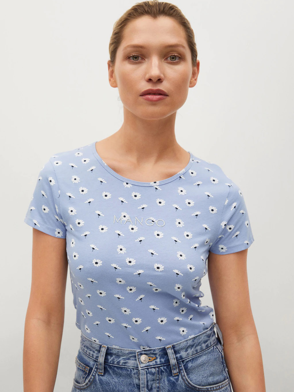 

Футболка Mango 17020155-50 S Небесно-голубая