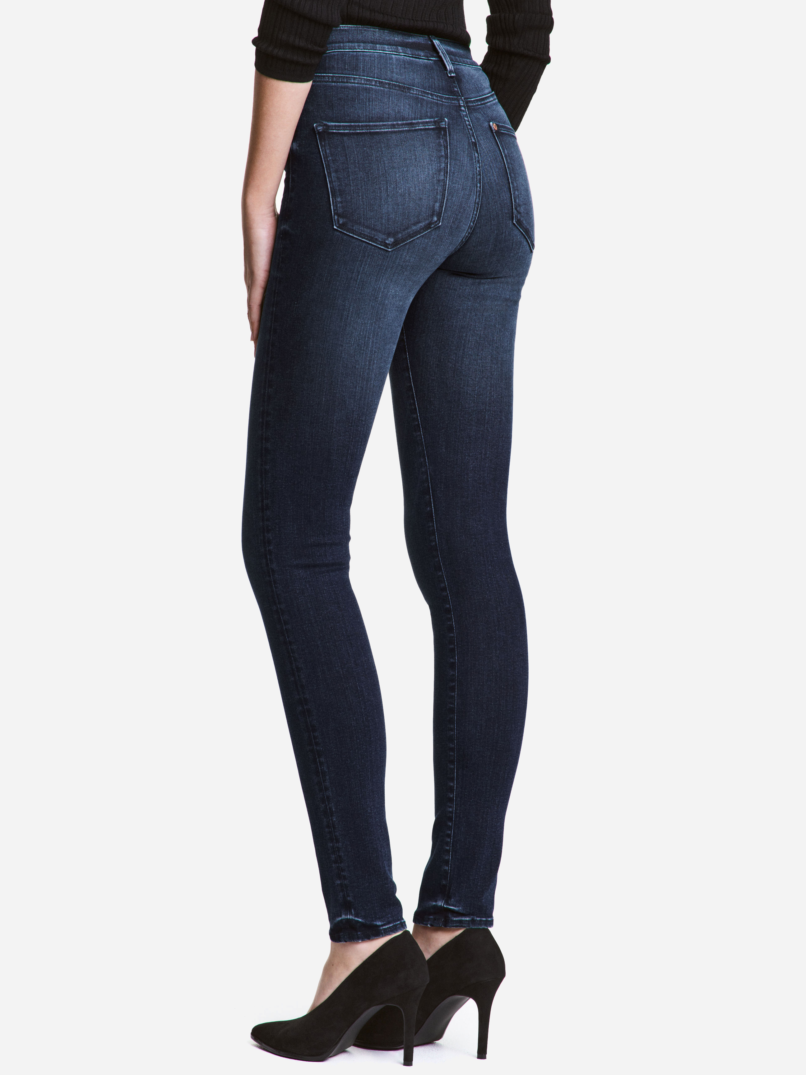 

Джинсы H&M 3992015-AAQJ 28/34 Темно-синие