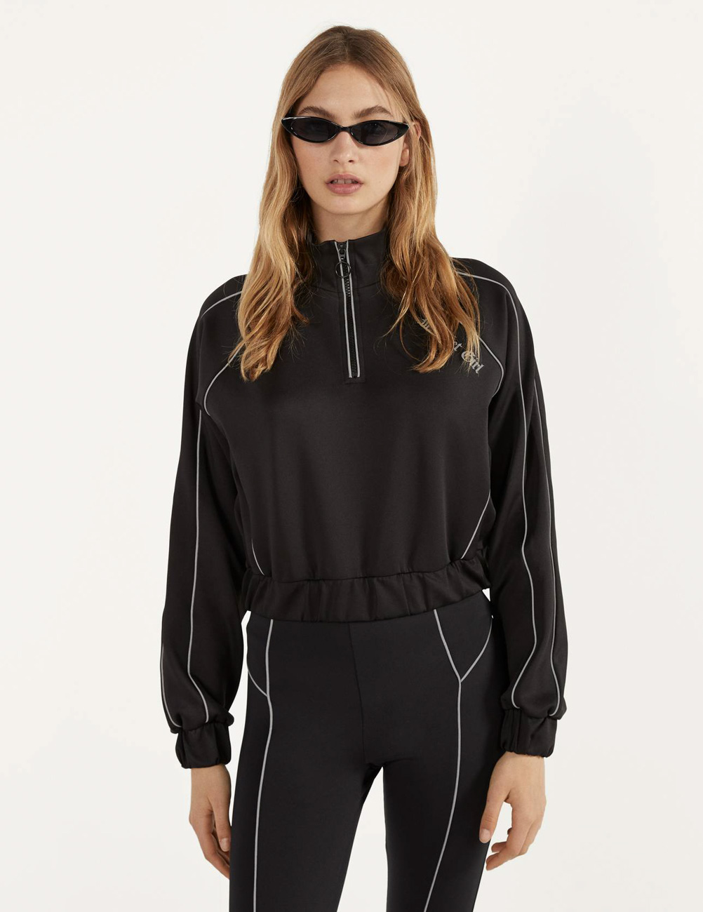 

Анорак Bershka Ж1064386 (1735/831/800) цвет черный L