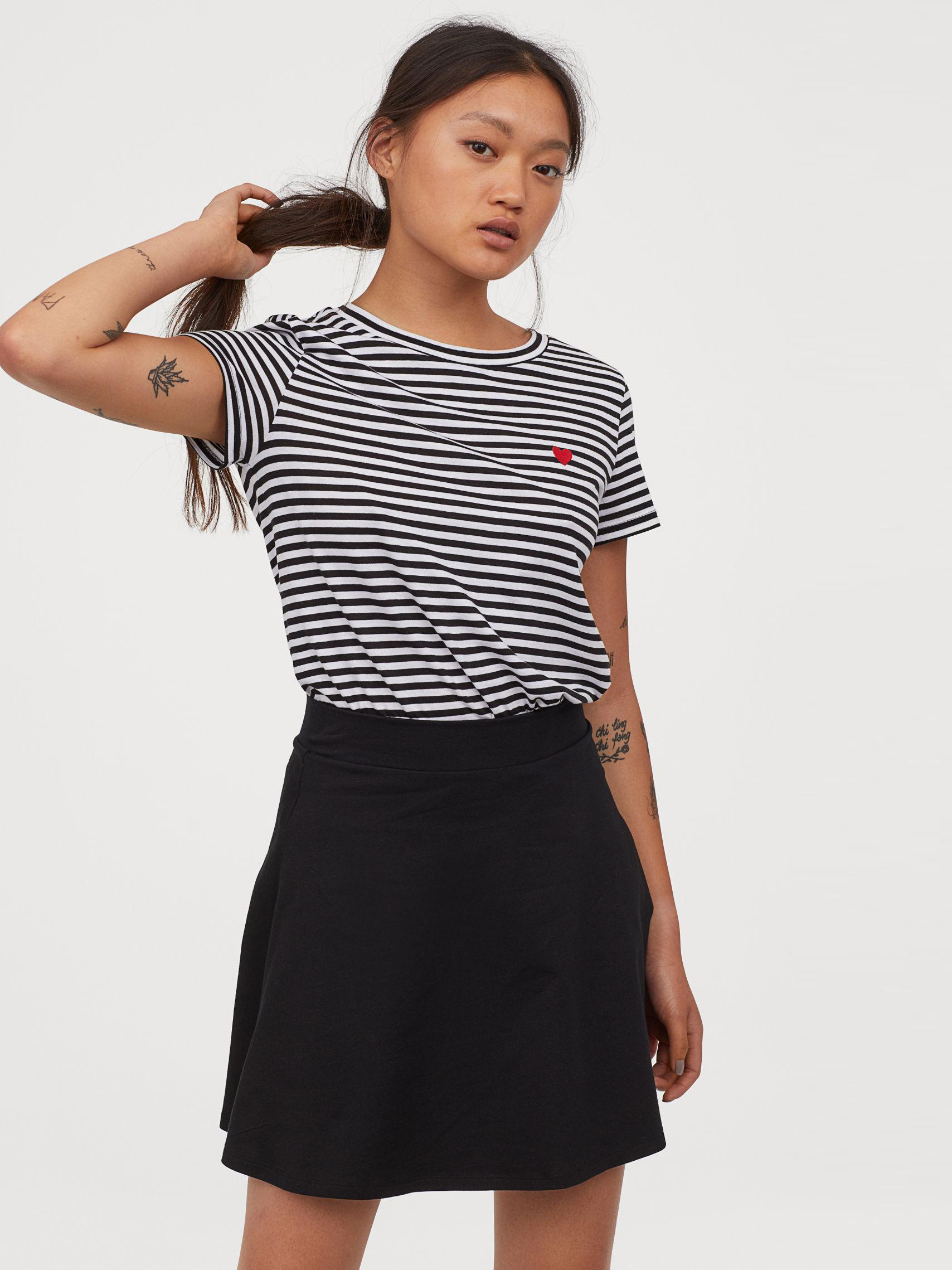 

Юбка H&M 1896269-AAAD L Черная