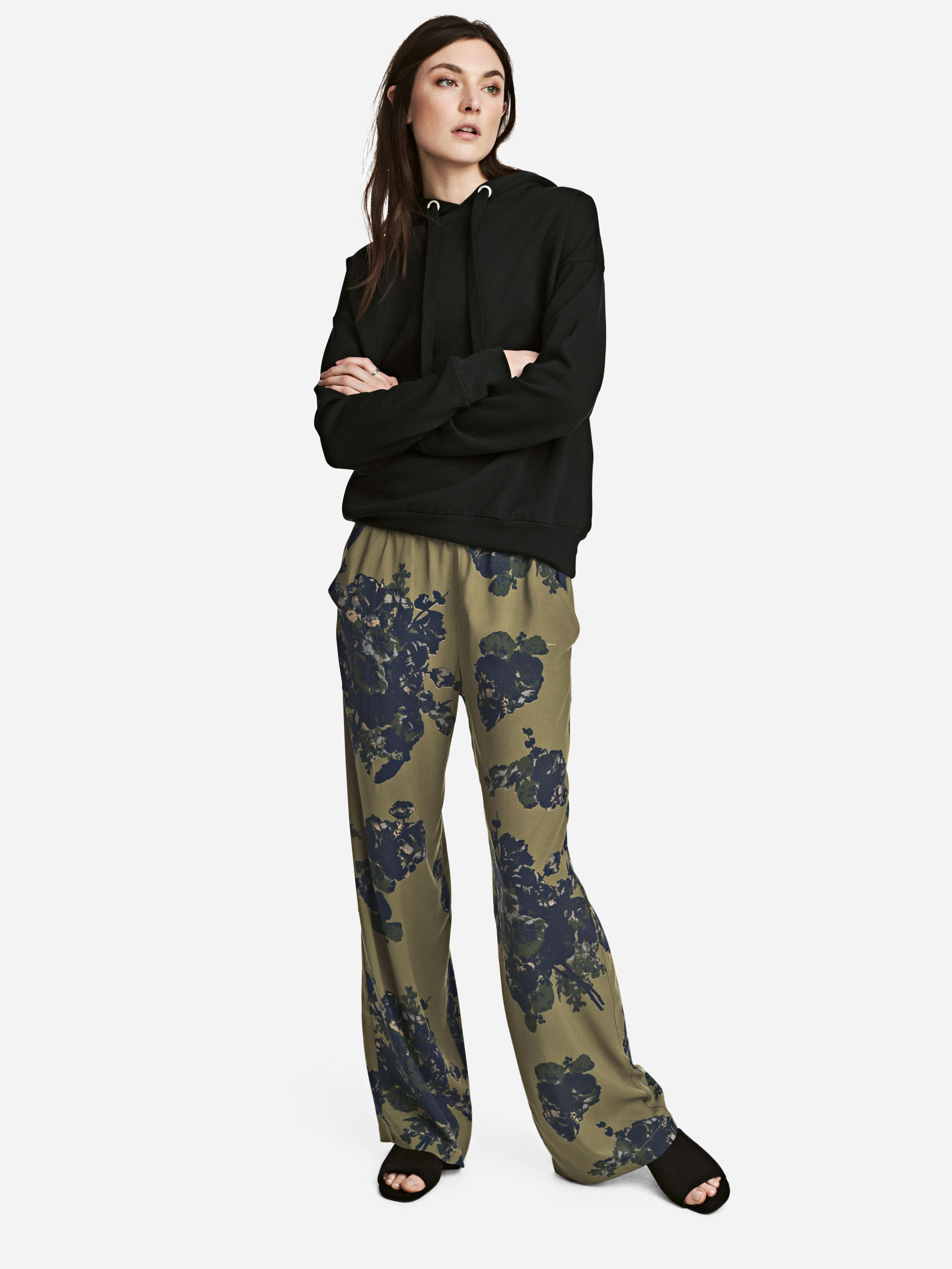 

Брюки H&M 4825175-ABRP 36 Зеленые с черным