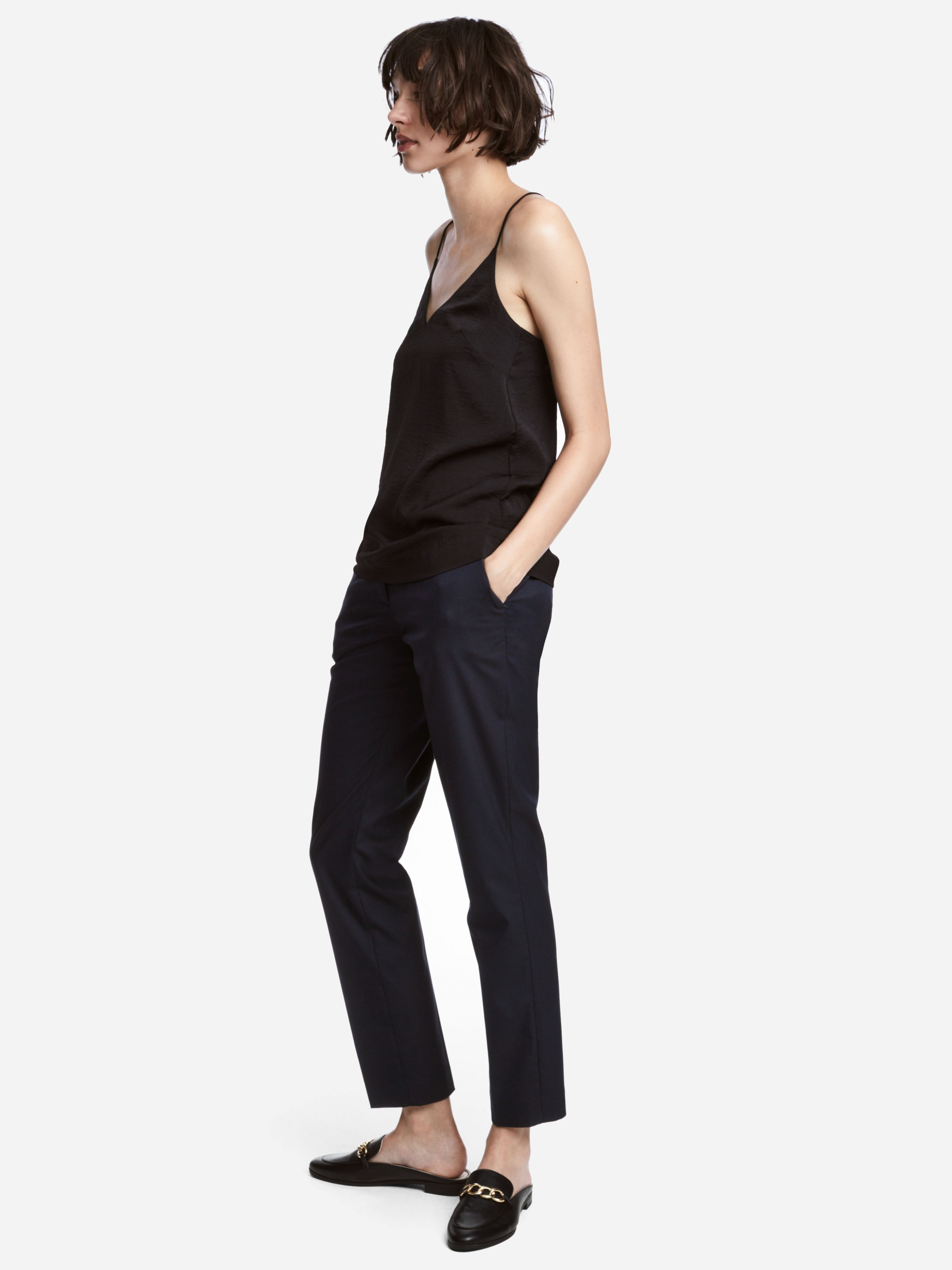 

Брюки H&M 4889465-AAQJ 38 Темно-синие
