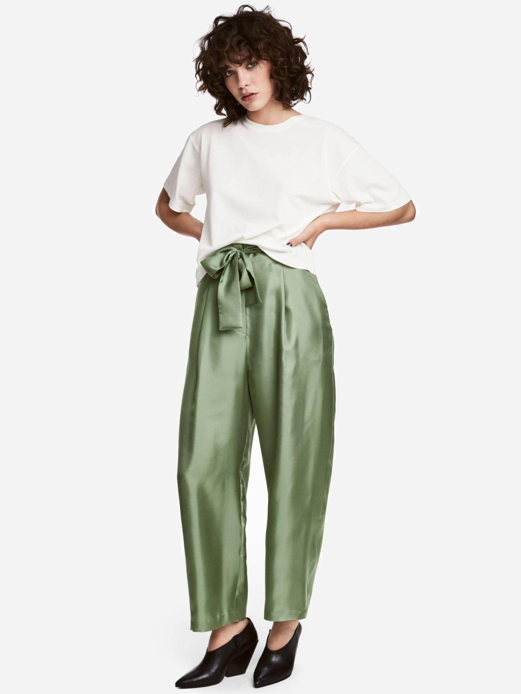 

Брюки H&M 5033255-ACWO 40 Светло-зеленые