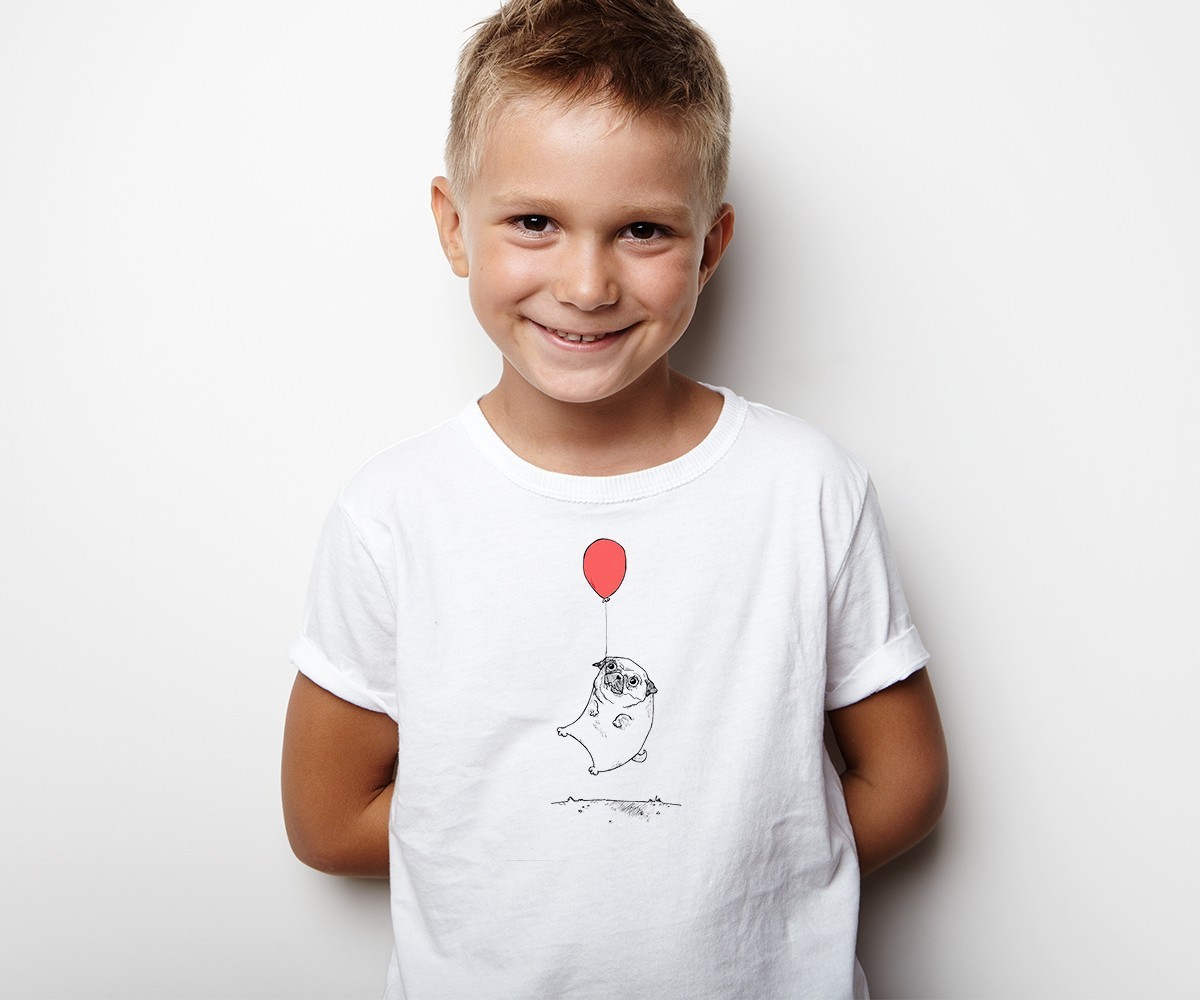 

Футболка для мальчиков, белая с принтом "Mops and balloon". Рост 152 см (12, 13, 14 лет) TM WallZoo. 100% хлопок.