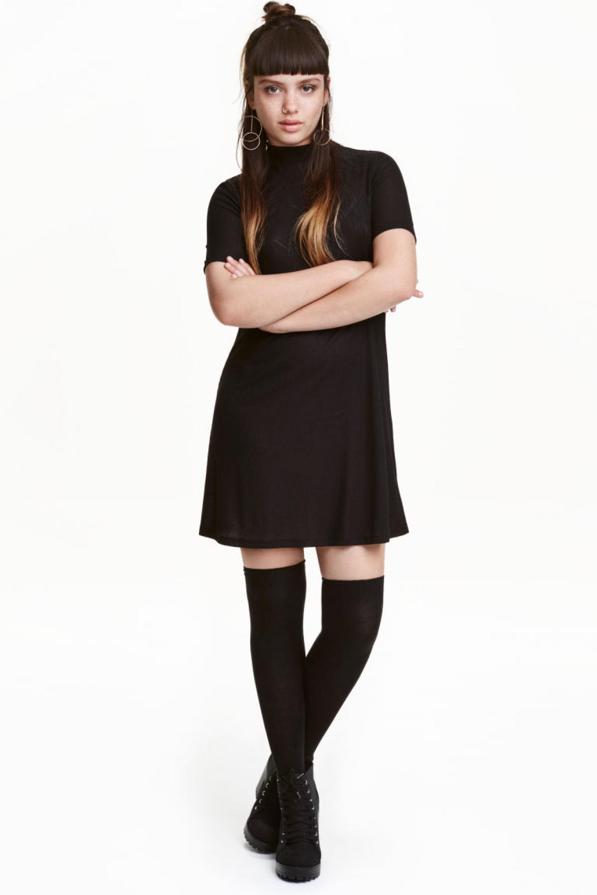 

Платье H&M eur  Черное (2876-0418743004, Платье H&M eur 40 Черное (2876-0418743004)