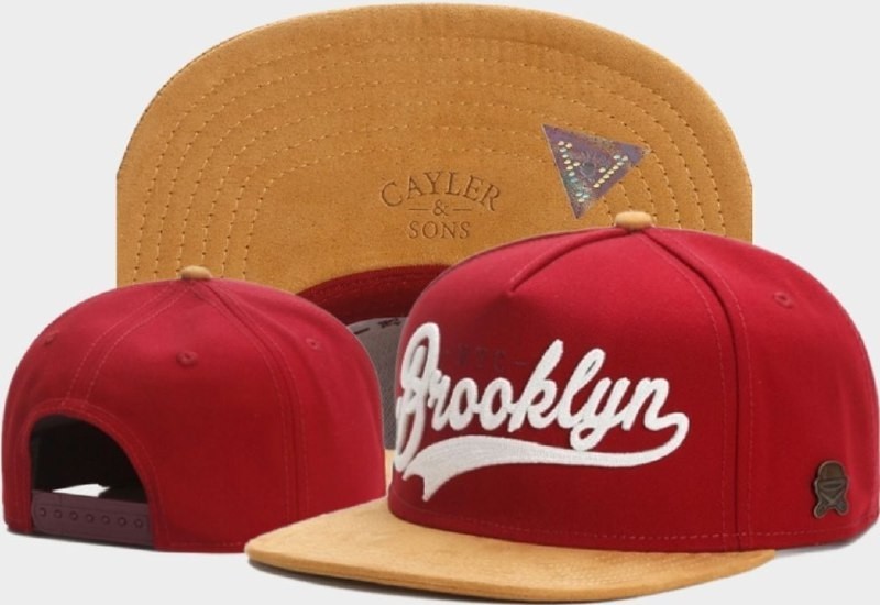 

Чоловіча бейсболка snapback SM088