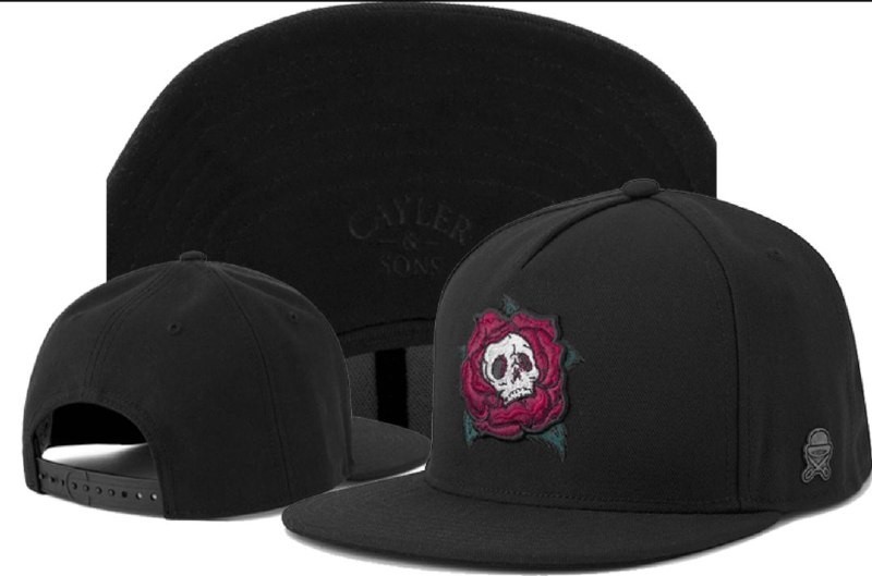 

Чоловіча бейсболка snapback SM083