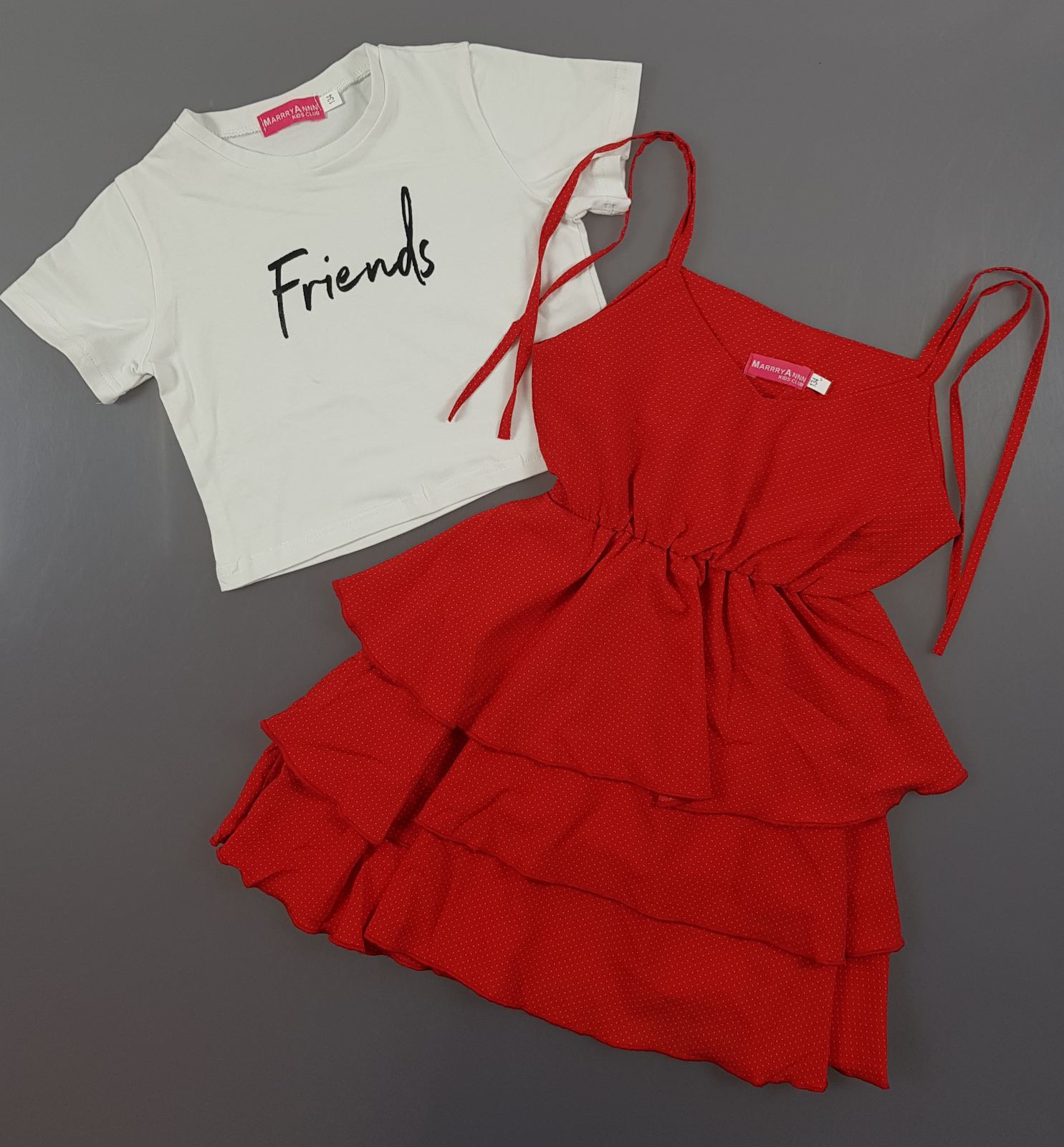 

Комплект Friends для девочек, Артикул: MA863-красный (146 СМ)