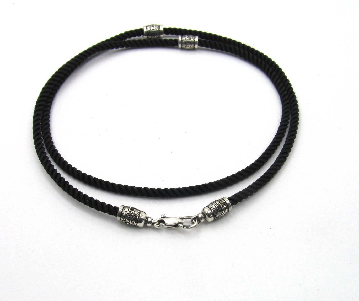 

Шнур шелковый с серебряным замком SilverArtisan 1.71363 55 размер