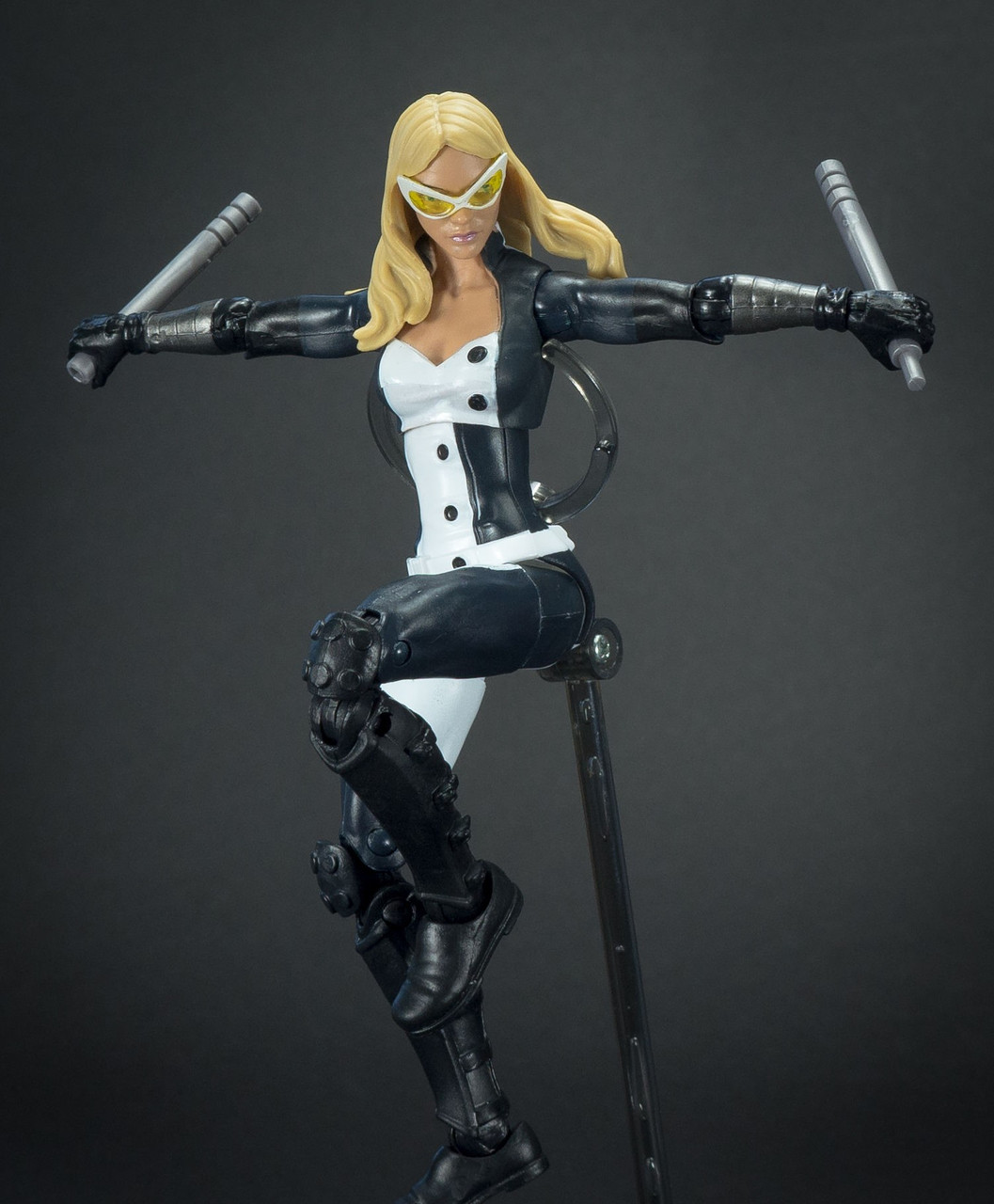 

Игровая Фигурка Пересмешница, серия Легенды Марвел, высота 15 см - Build a Figure, Red Skull Series, Hasbro