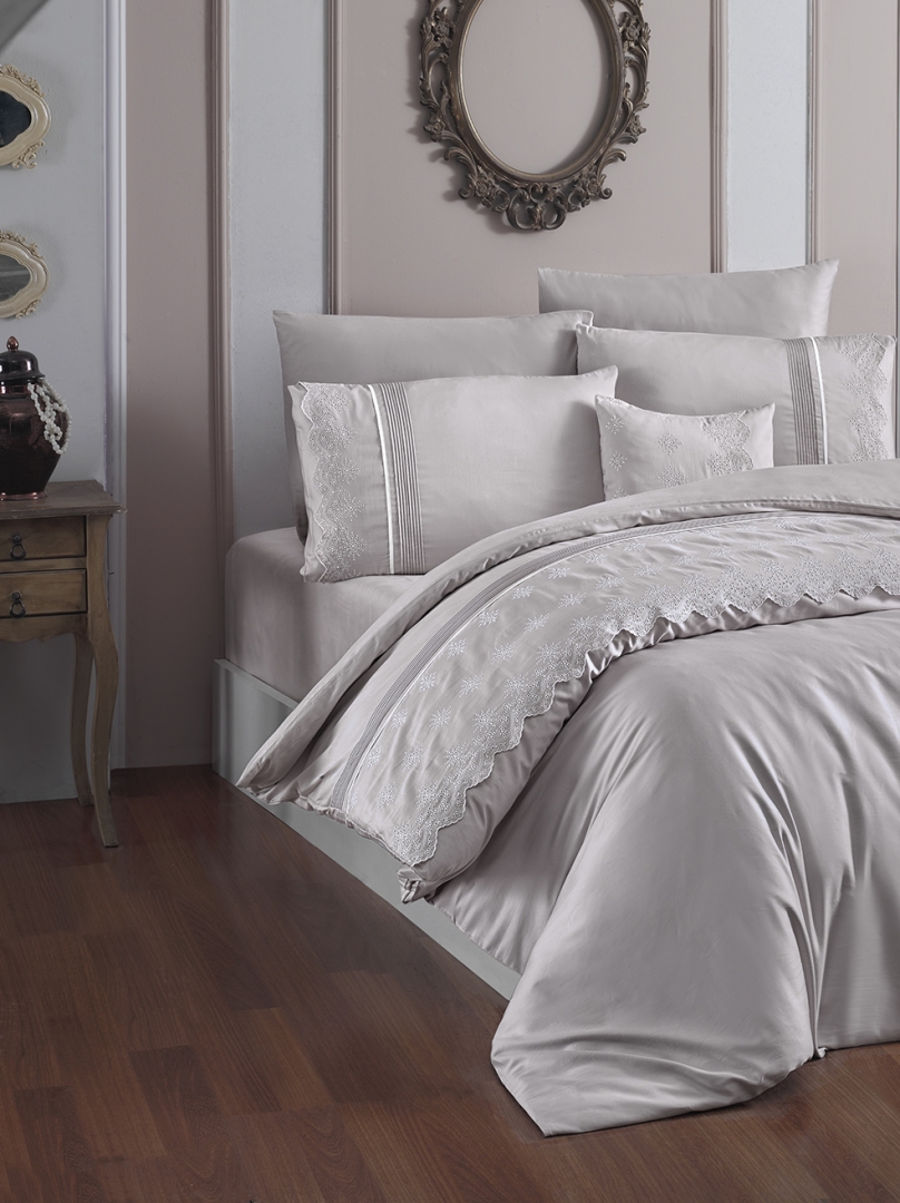 

Постельное белье V.I.P Satin Moonlight 200 х 220 см Stella Sampanya First Choice k-1937-17