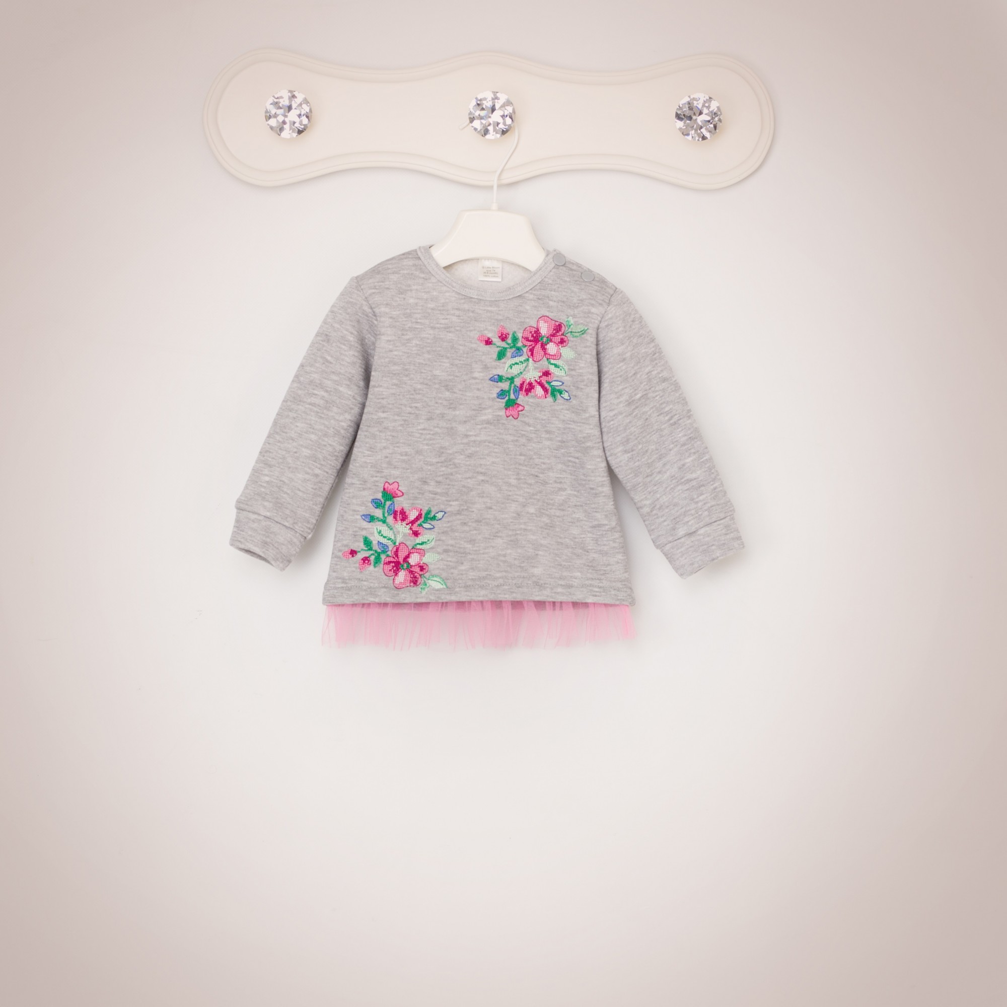 

Свитер теплый Little Bloom с начесом и вышивкой для девочки р-р 74