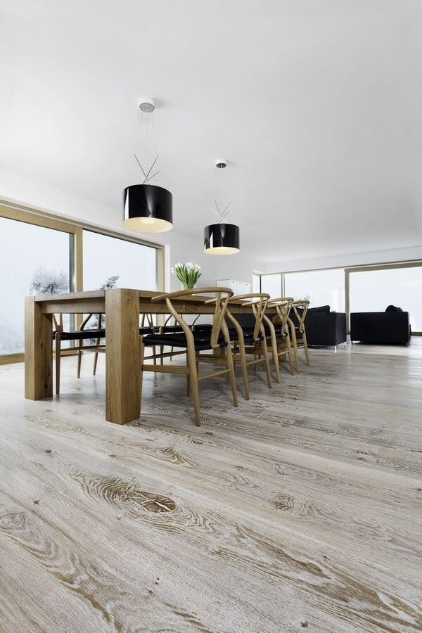 

Паркетная доска Calvado Выбеленный Дуб 15x190x600-1900 мм Класс AB Rustic (PN-EN 13226) Цена за 1 кв.м. Заказ от 30-ти кв.м.