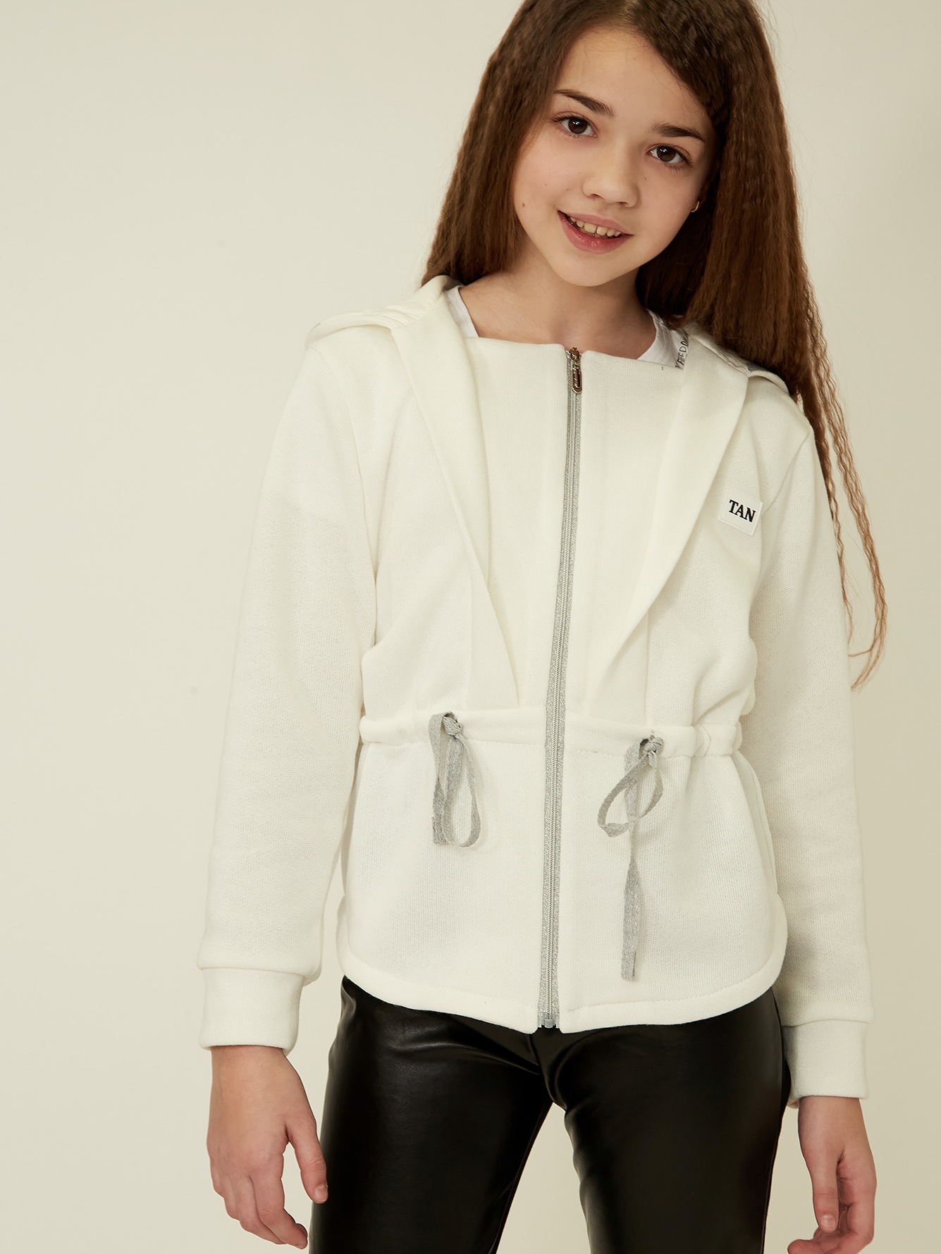 

Толстовка ANDRE TAN Kids K60058 152-158 см Молочная