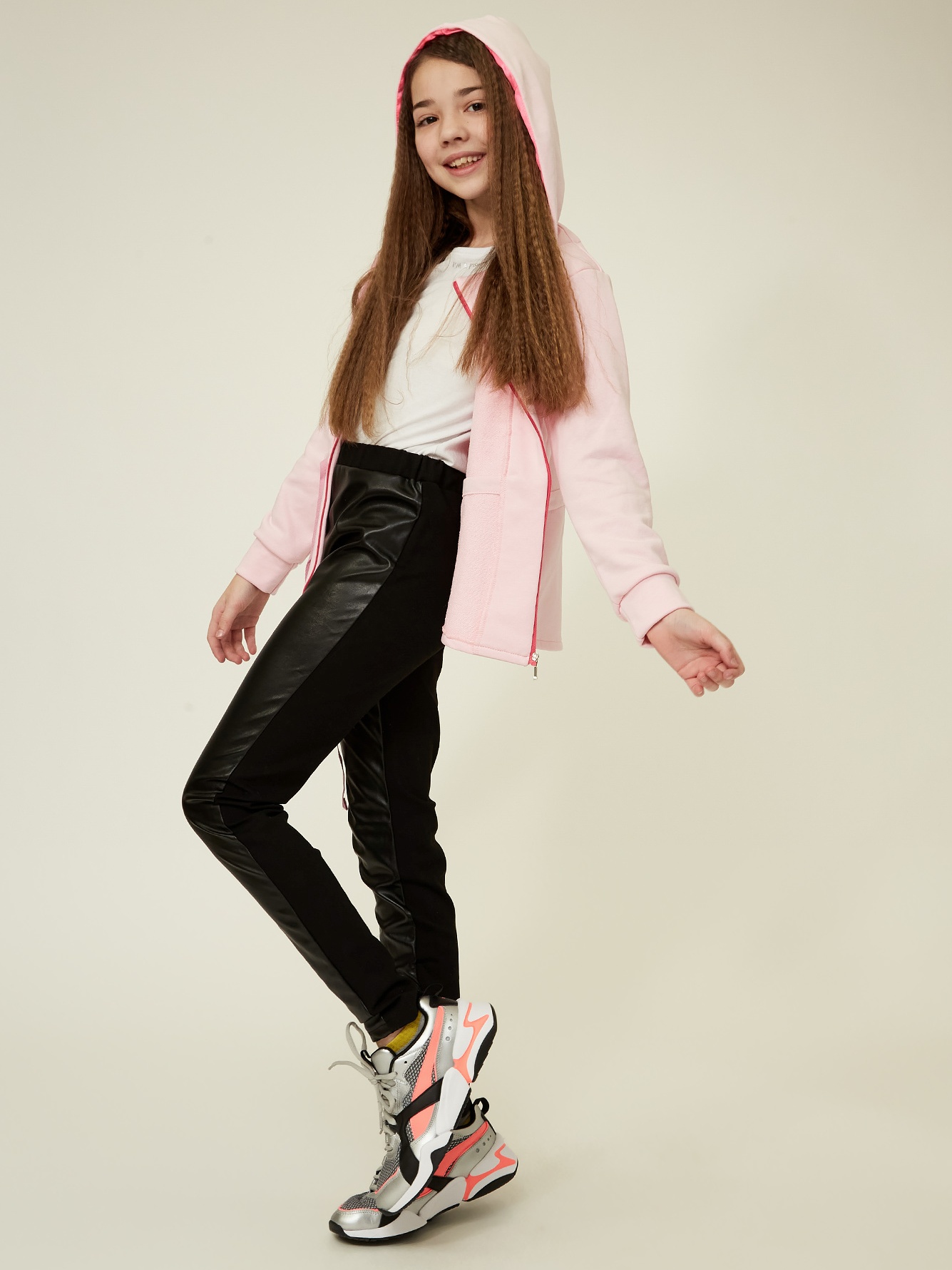 

Толстовка ANDRE TAN Kids K60058 140-146 см Розовая