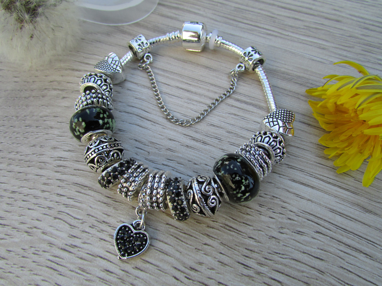 

Женский браслет YADA с Шармами Luxury Crystal Серебряный Blak
