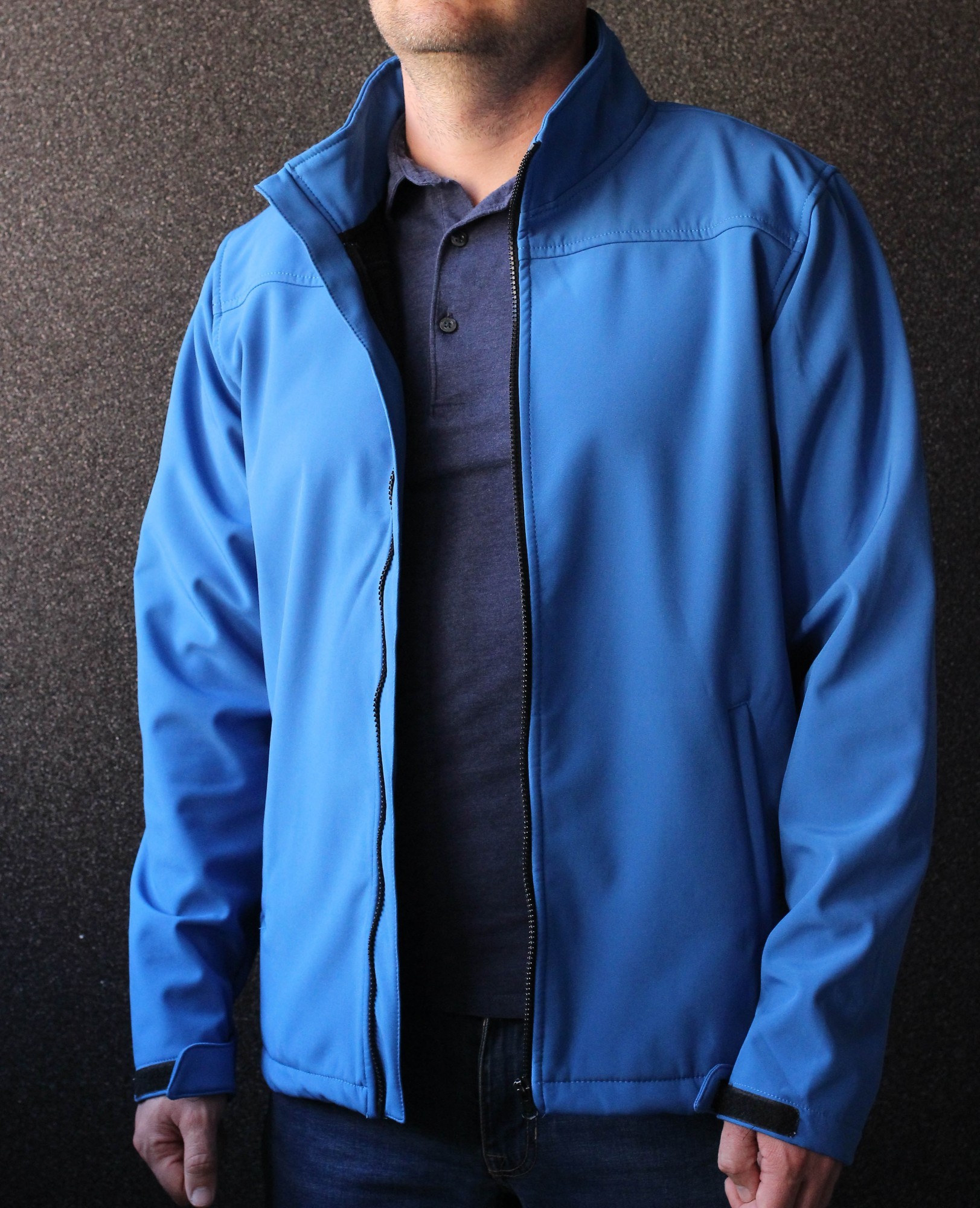 

Куртка Cherokee Sportwear Revolution L Голубая