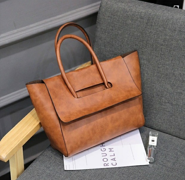 

Женская сумка шоппер Mass SRK004 коричневая