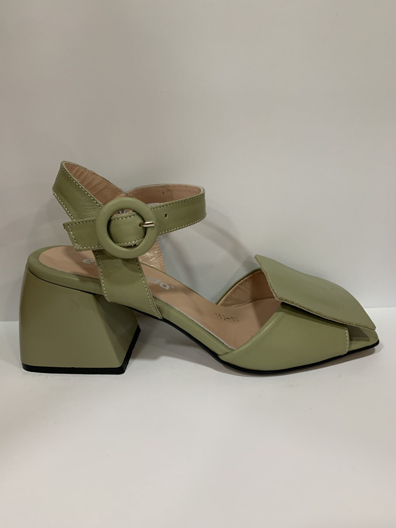 

Босоніжки Жіночі Euromoda 37 23015