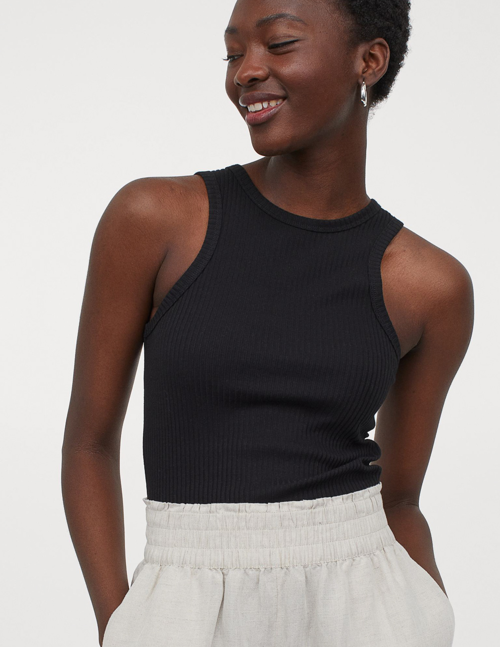 

Майка H&M Ж1065355 цвет черный XL