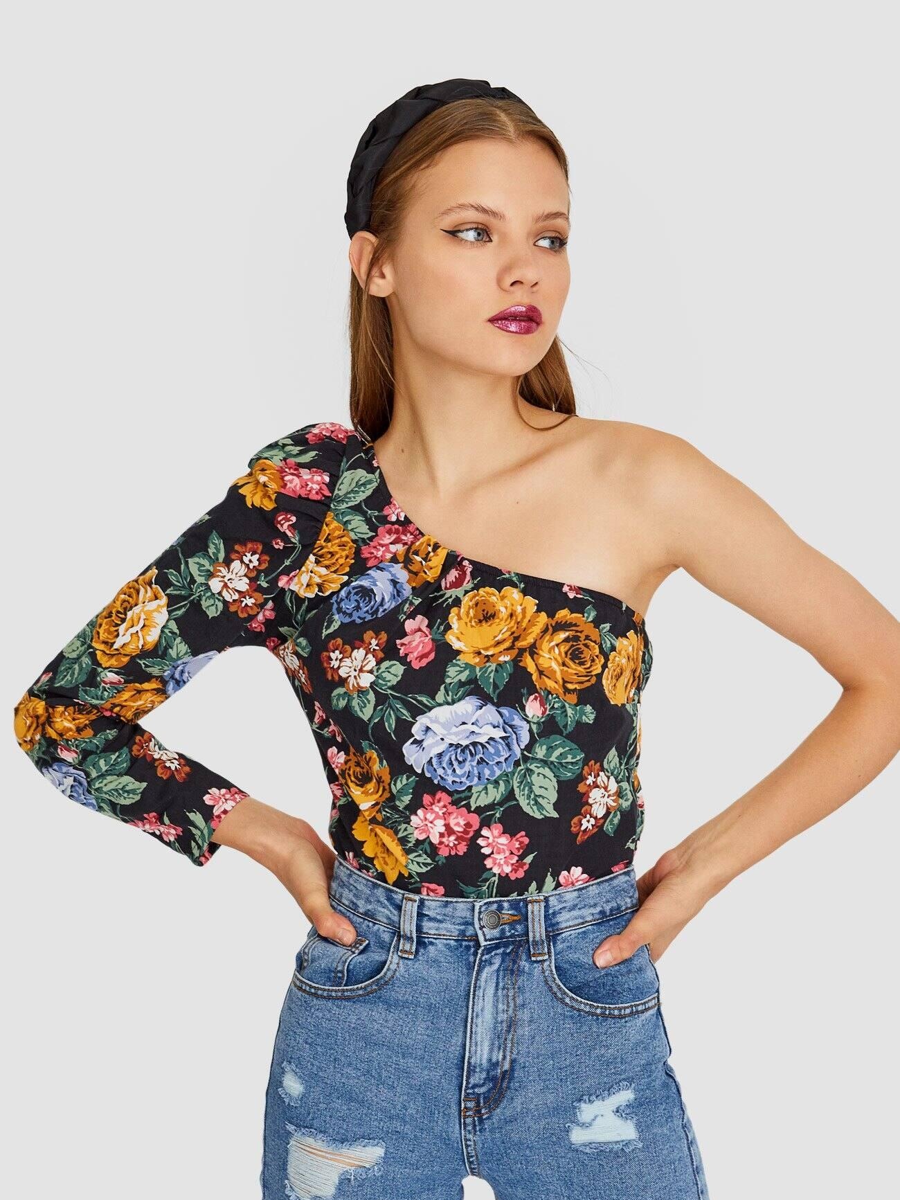 

Топ Stradivarius 6191/712/320-ACOZ M Черный