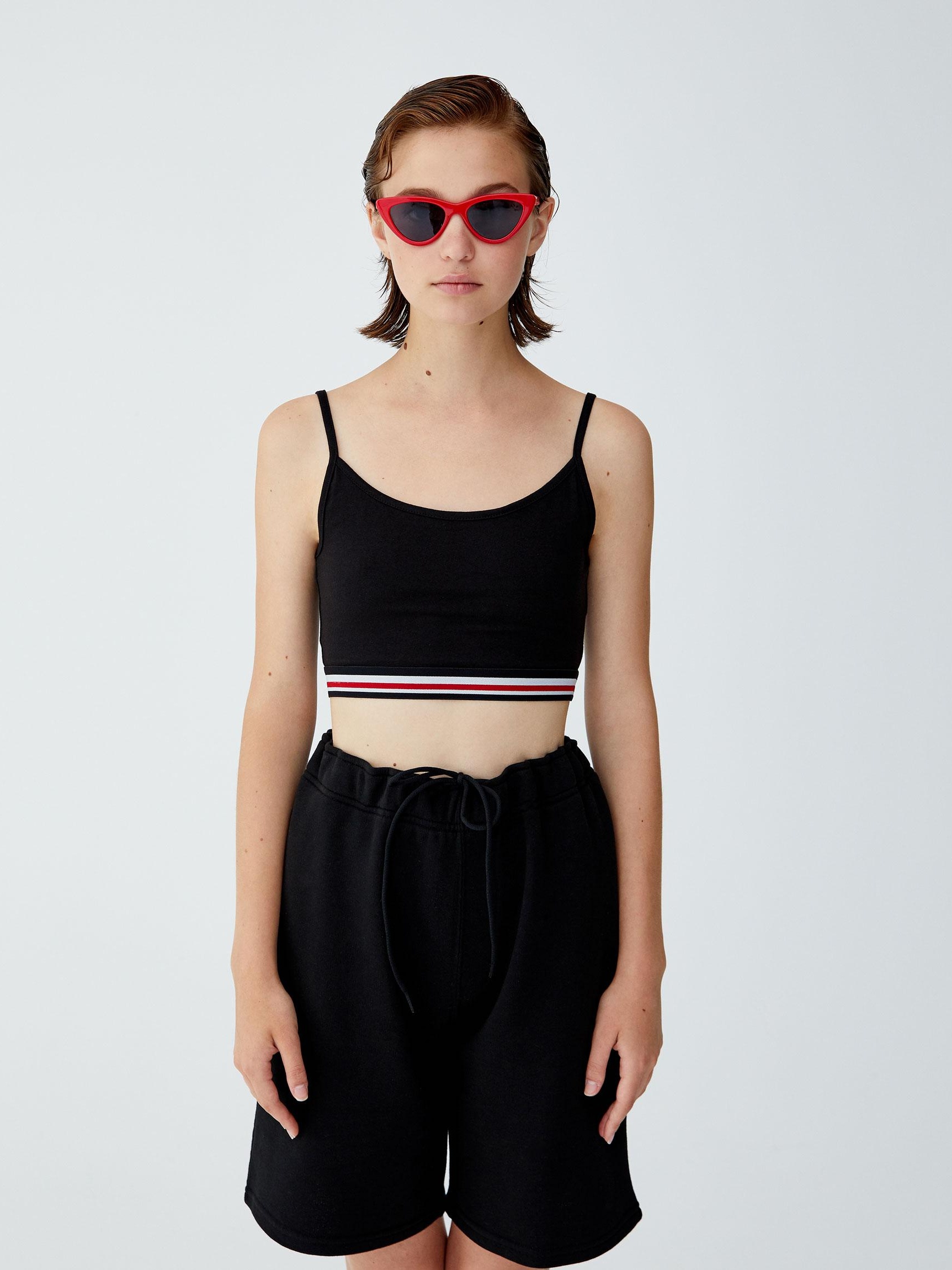 

Топ Pull & Bear 9231/362/800-ACCJ M Черный