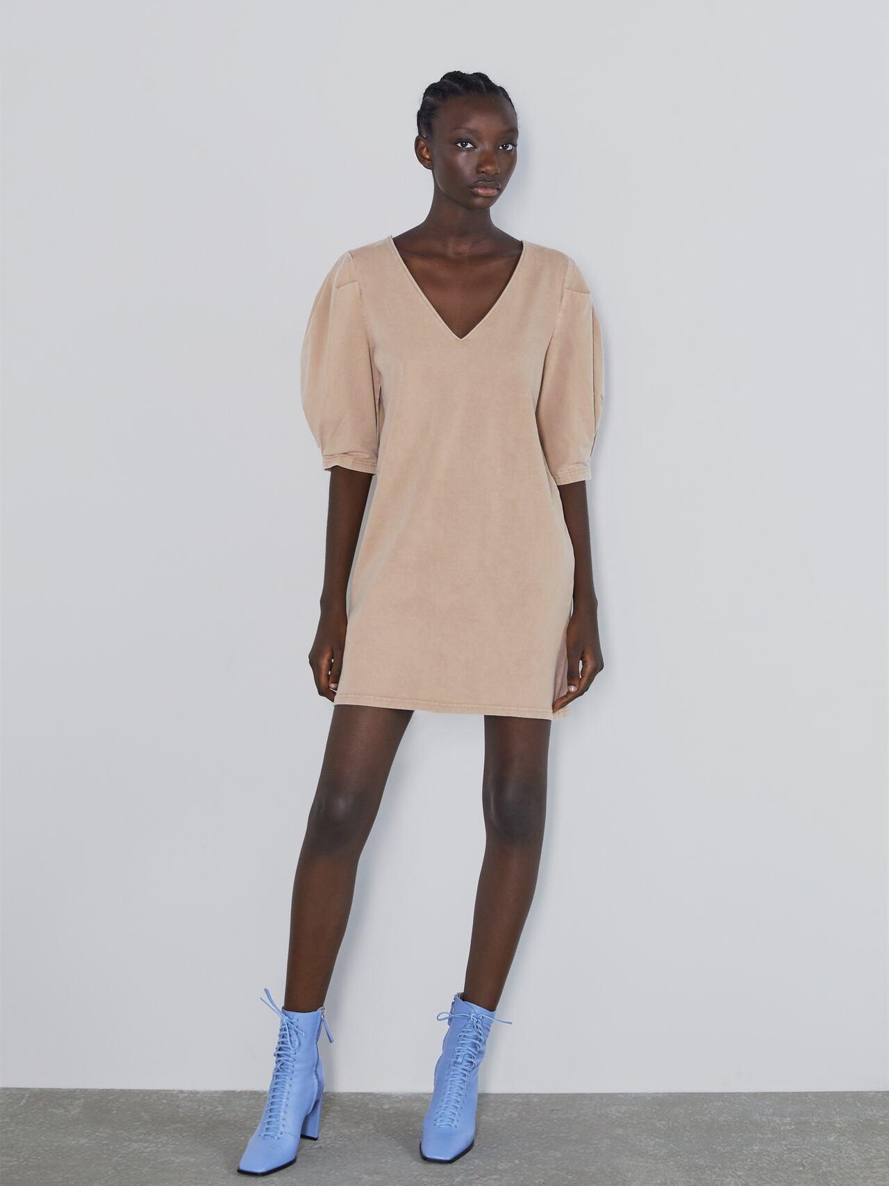 

Платье Zara 6050/626/743-ACTQ L Бежевое