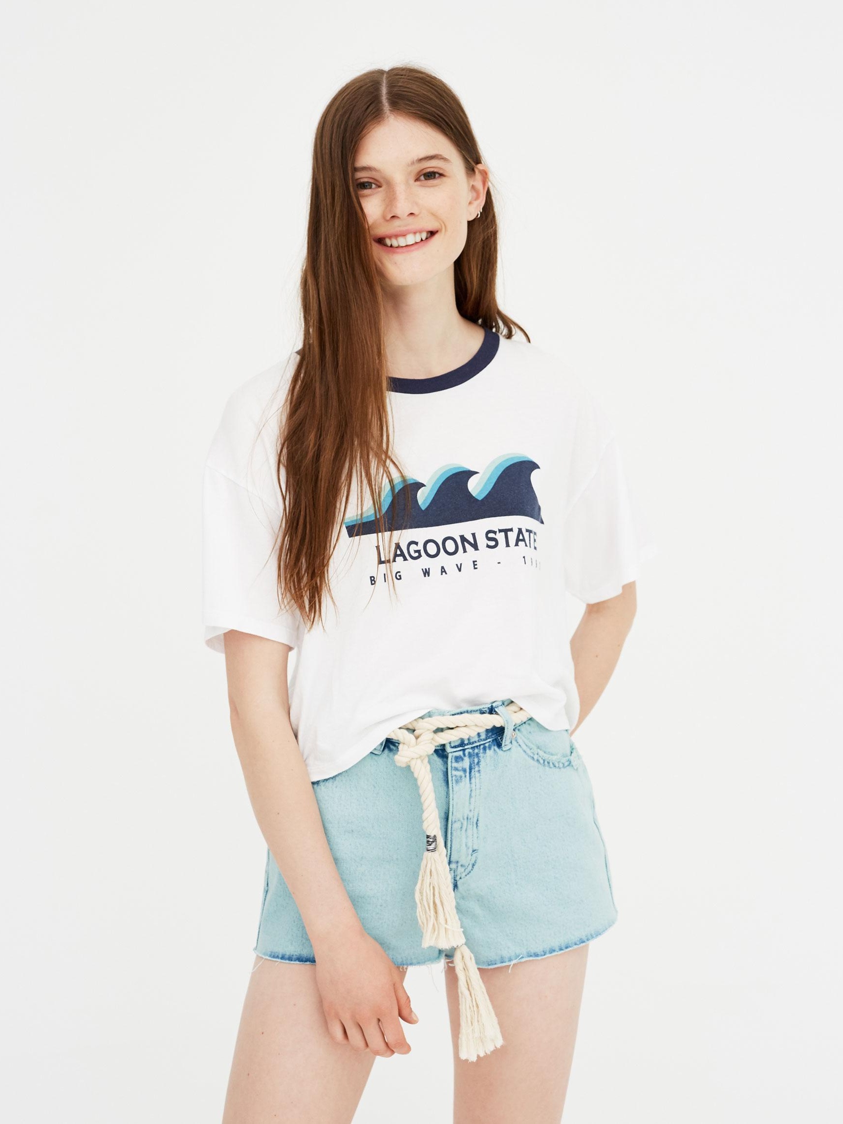 

Футболка Pull & Bear 9241/330/805-ABDN S Белая с синим