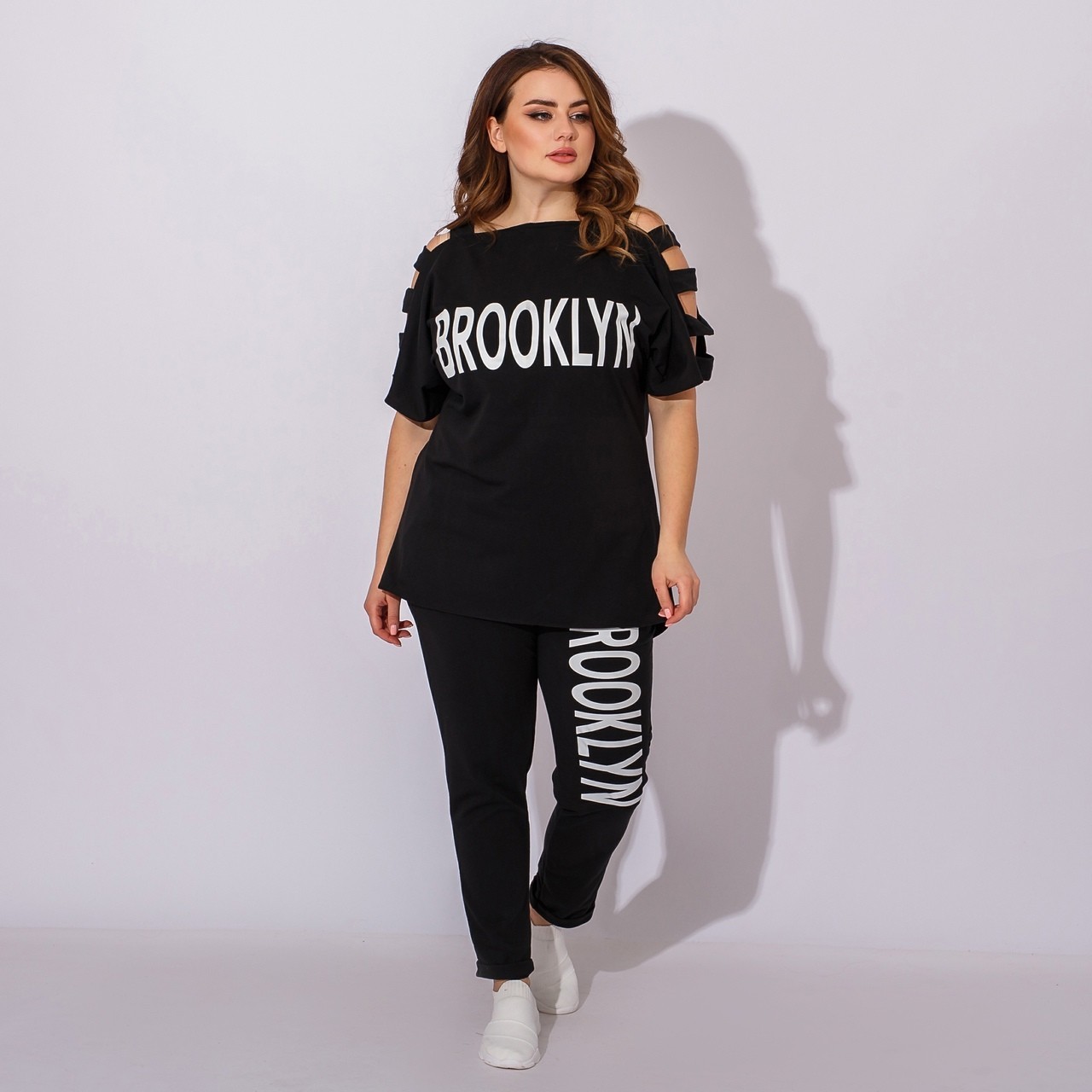 

Костюм женский летний футболка штаны с надписью Miss Podium Черный, Костюм женский летний футболка штаны с надписью Miss Podium Черный 52