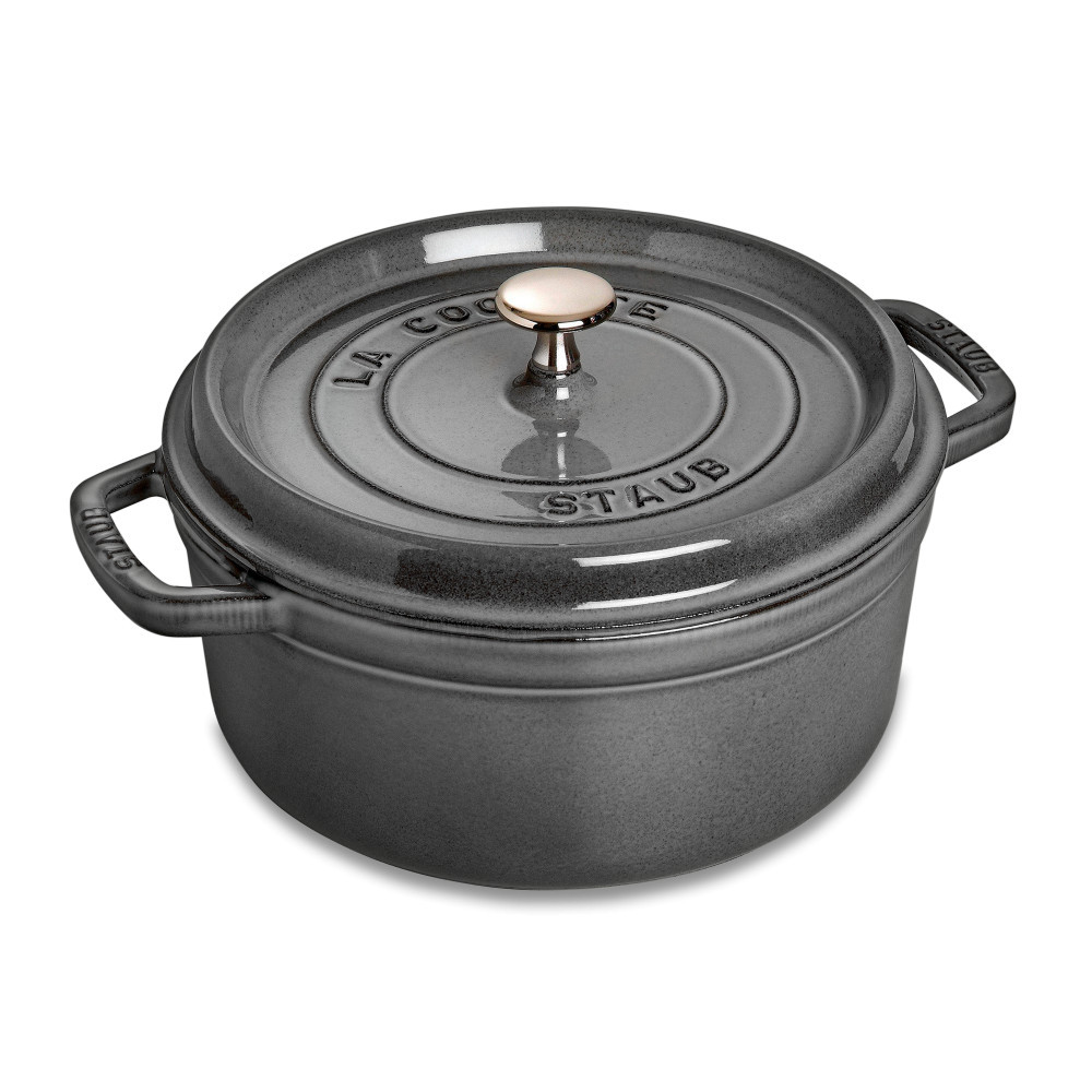 

Кастрюля чугунная эмалированная Staub с крышкой 3.8 л 24 см графит 1102418