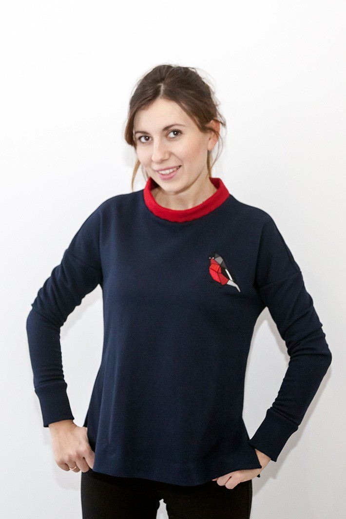 

Свитшот Troffish 360202 - синий с вышивкой снигирь, Свитшот Troffish 360202 M-L синий с вышивкой снигирь