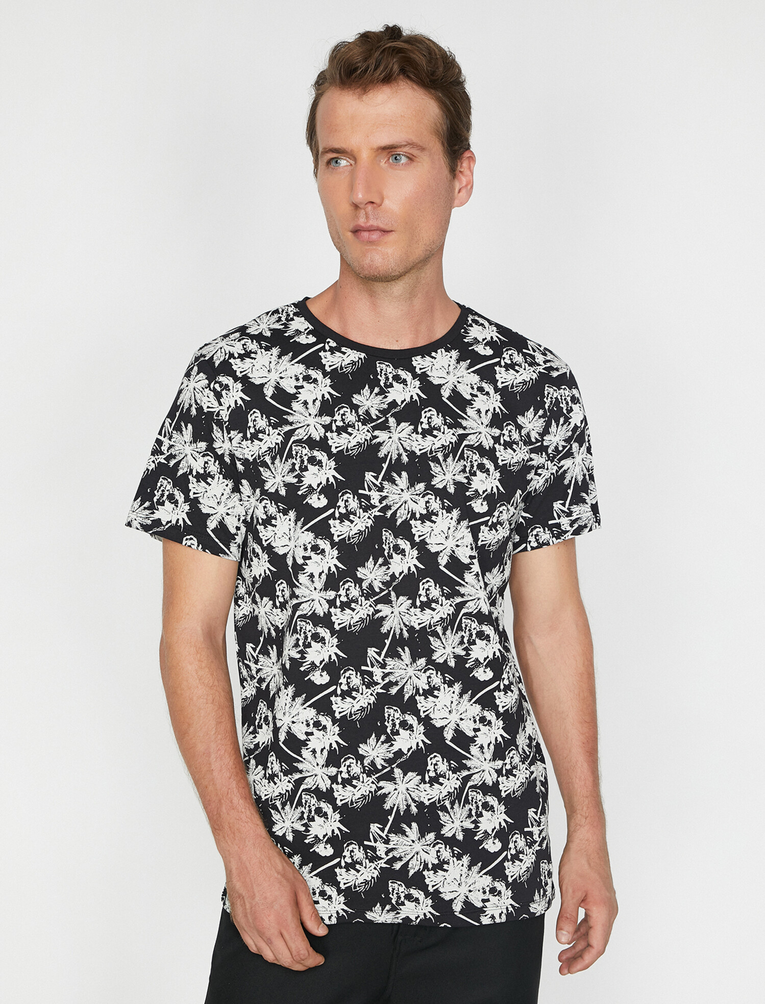 

Футболка Koton 0KAM14771OK S Black design