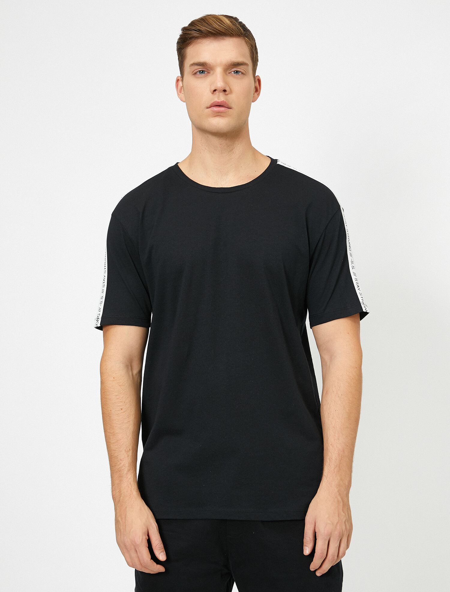 

Футболка Koton 0YAM14517OK S Black