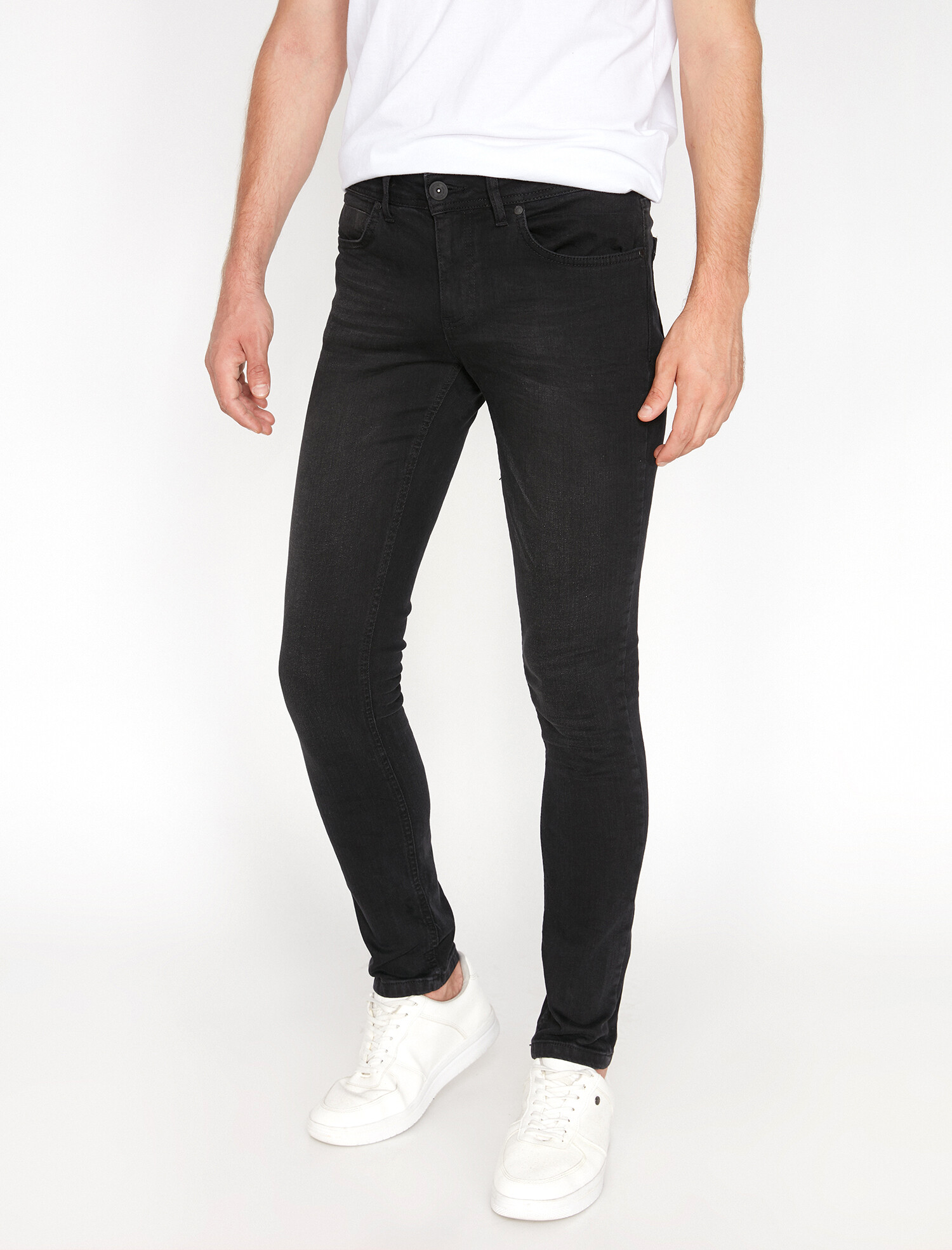 

Джинсы Koton 0KAM43059MD 31-32 Black