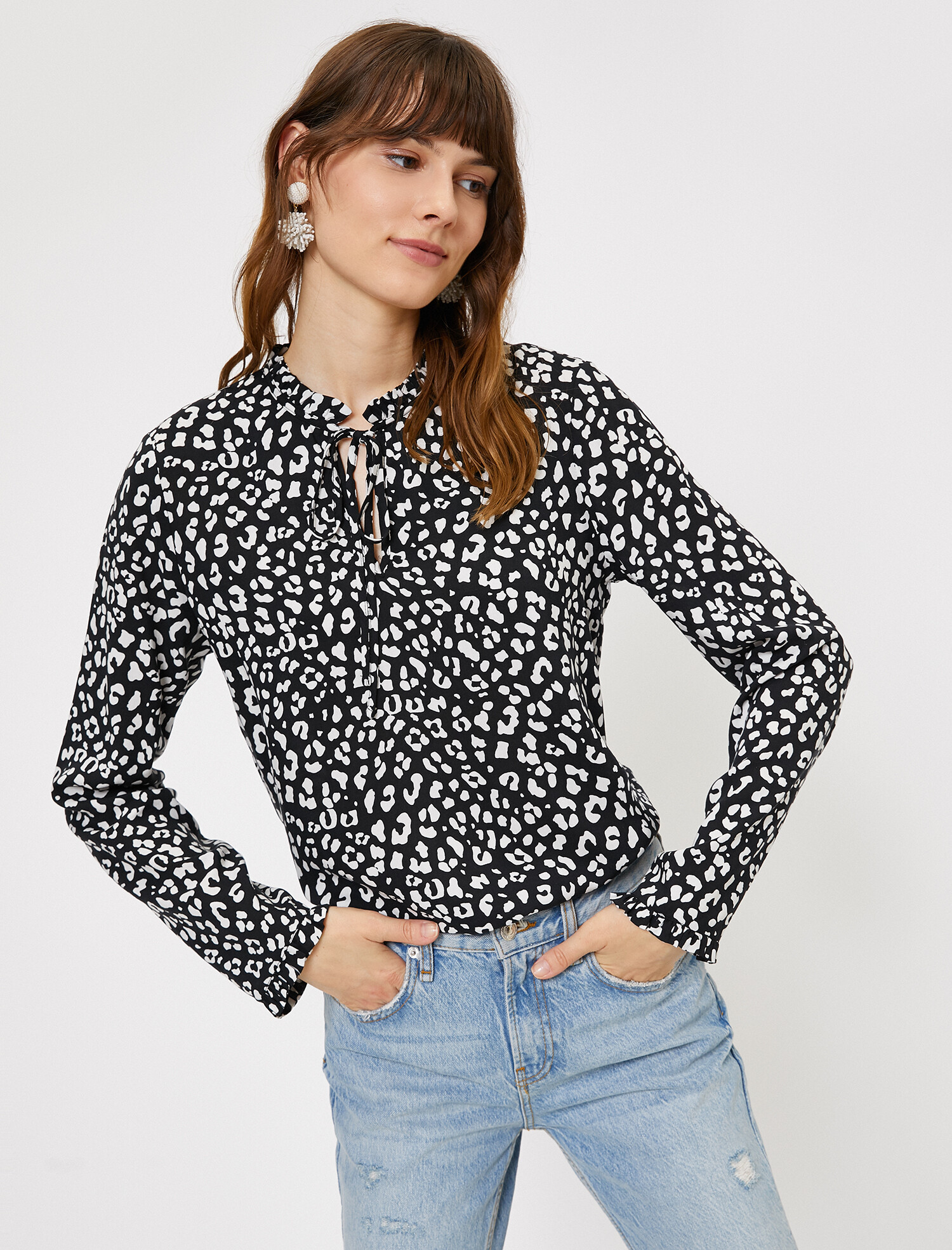 

Блузка Koton 0KAK68239PW-37F 36 Black Design