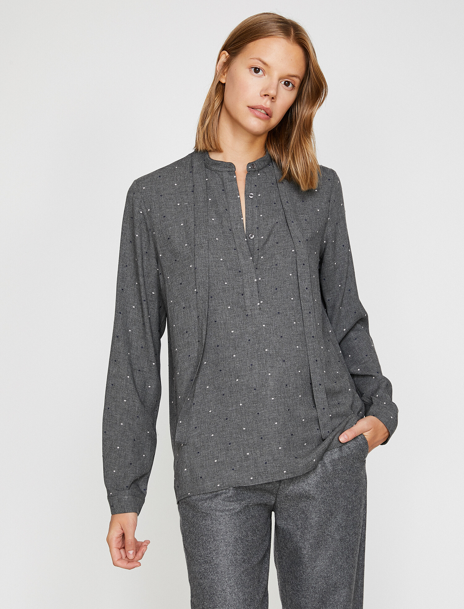 

Блузка Koton 0KAK66893IW-027 36 Grey