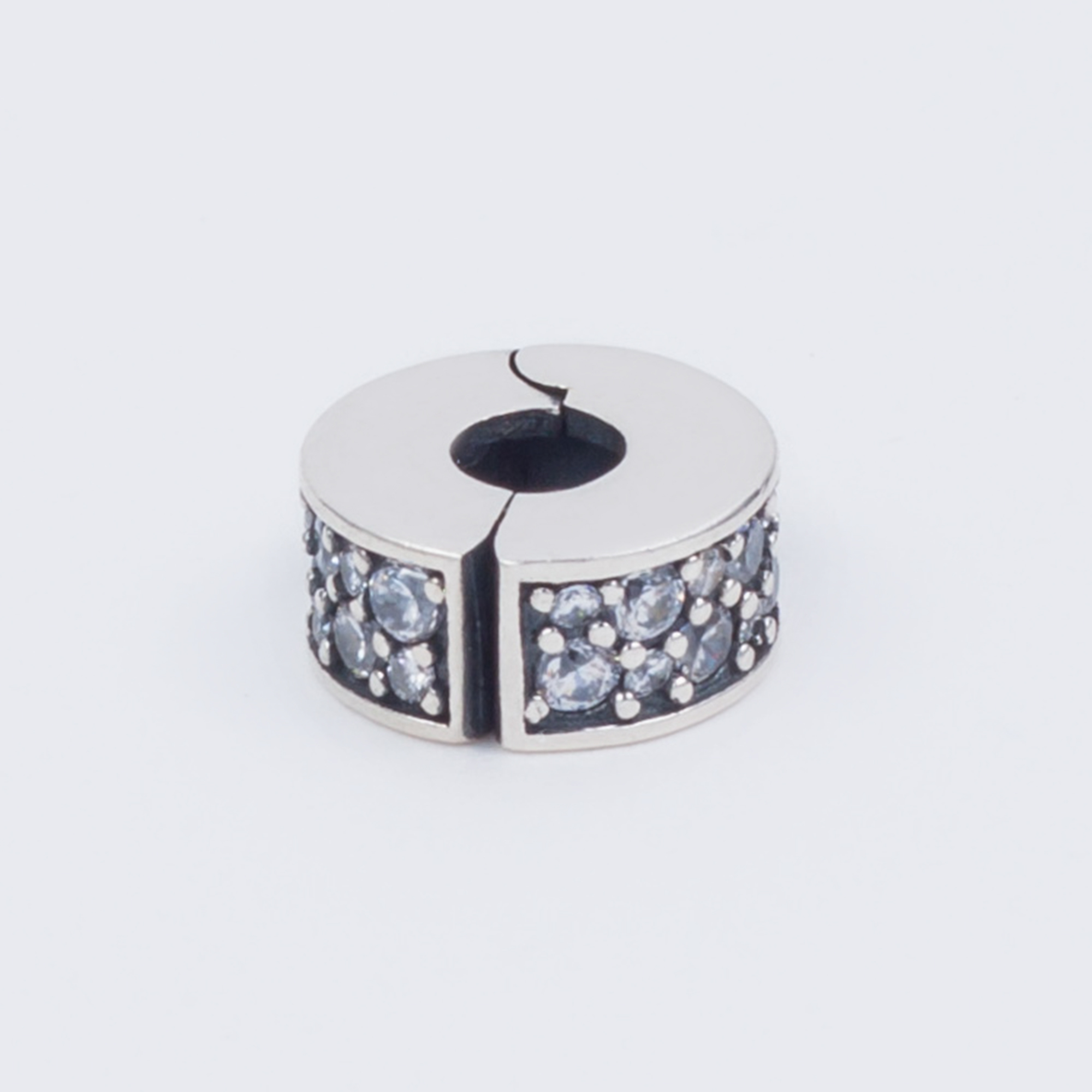 

Шарм Срібло 925 TOP Silver 2,23 г 580039б