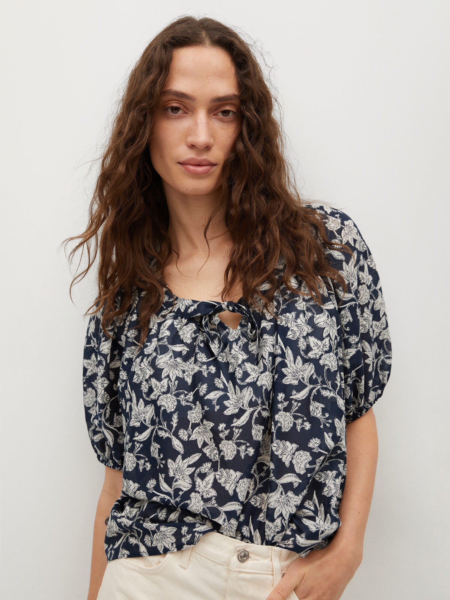 

Блузка Mango 87038635-52 XL
