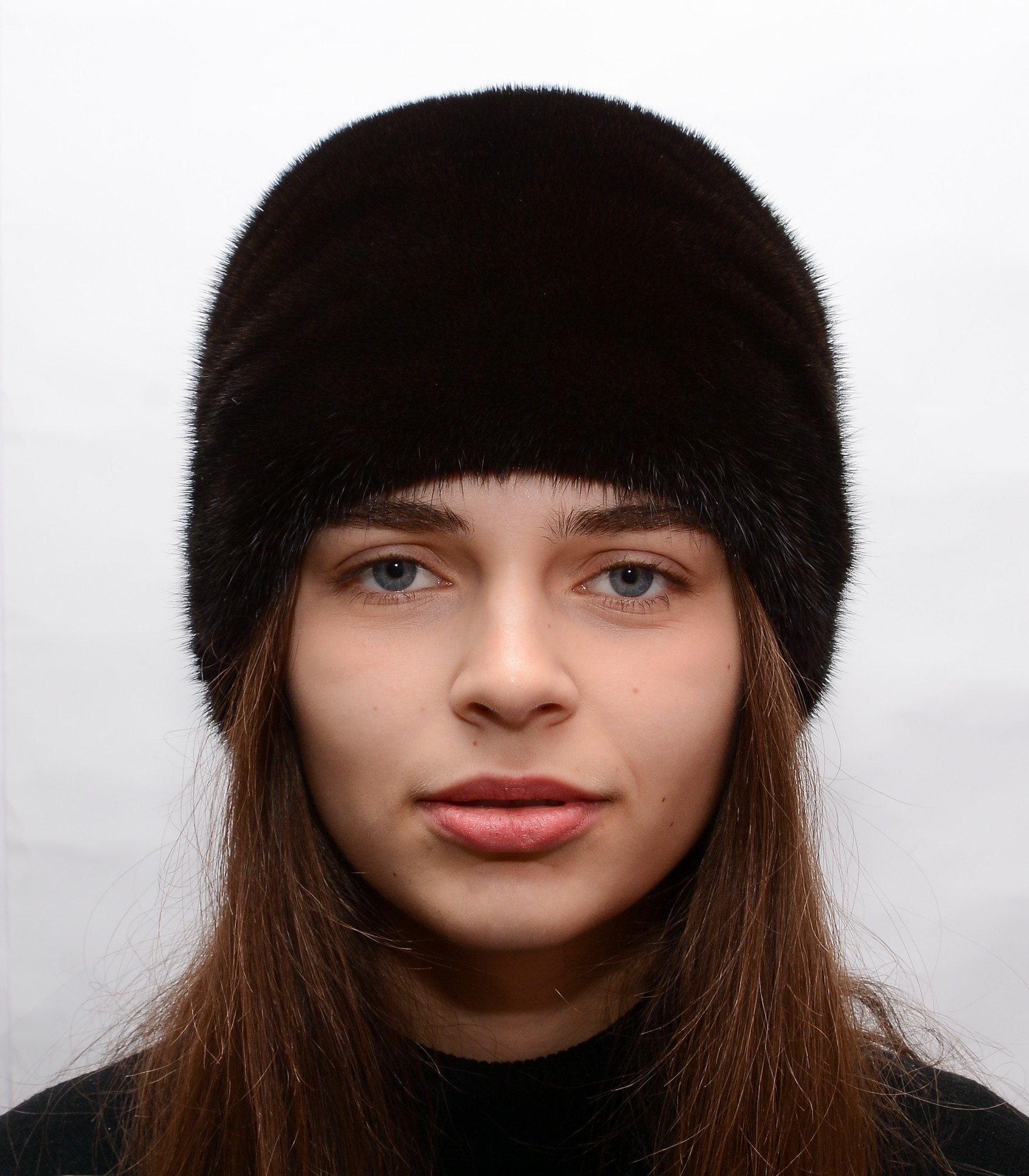 

Шапка норковая Меховой Стиль Стразы 54-60 Темно-коричневый (075/B)