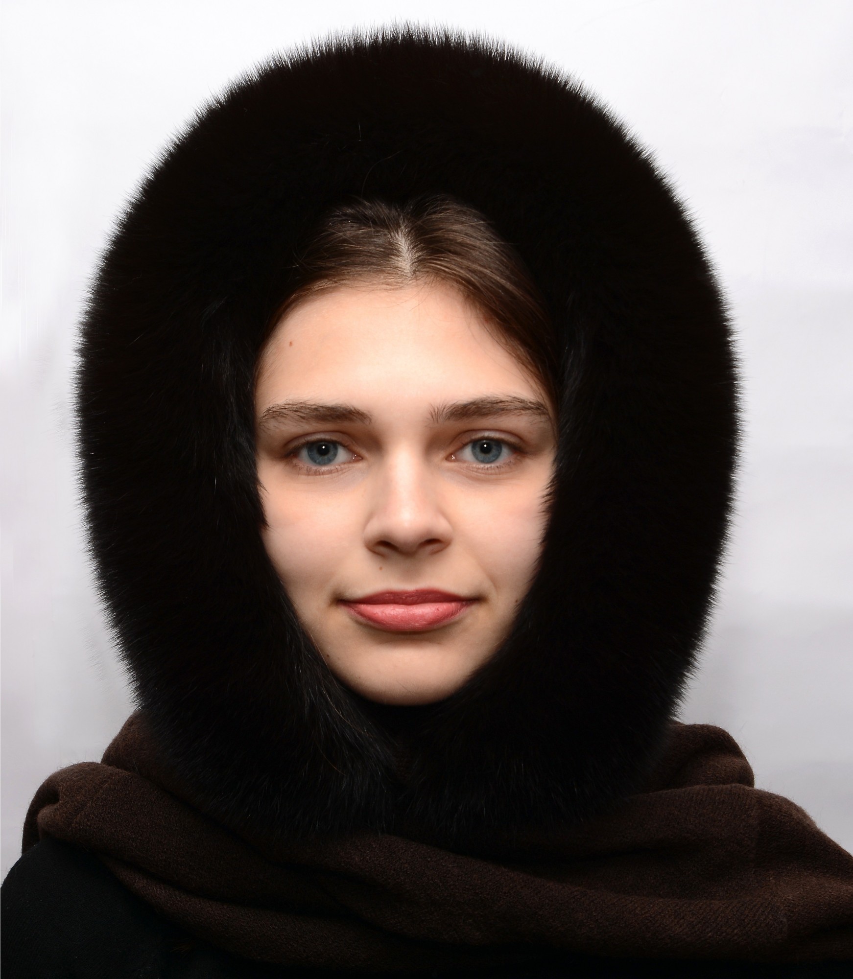 

Женский меховой капюшон из песца Меховой Стиль Елизавета Коричневый (406/D)