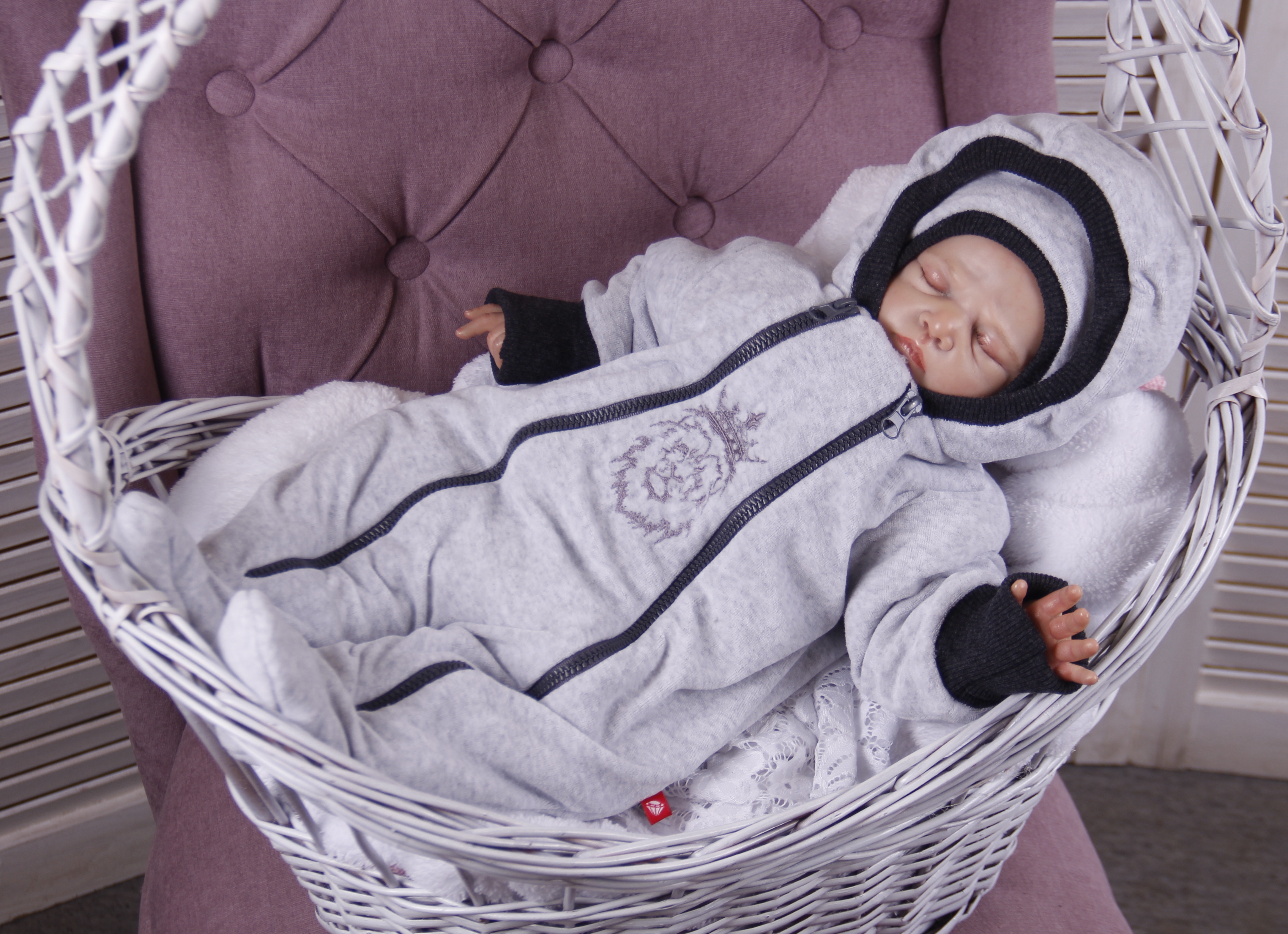 

Демисезонный велюровый комбинезон BabyVa Львёнок 74 р + шапочка