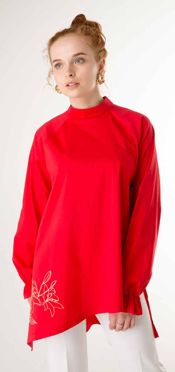 

Блузка женская Innoe Инное с золотой вышивкой, красный, / (230161, Блузка женская Innoe Инное с золотой вышивкой, красный, 48/50 (230161_48/50)