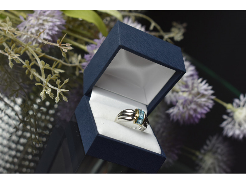 

Серебряное кольцо 925 пробы с голубой Шпинелью Sky Jewelry 001165