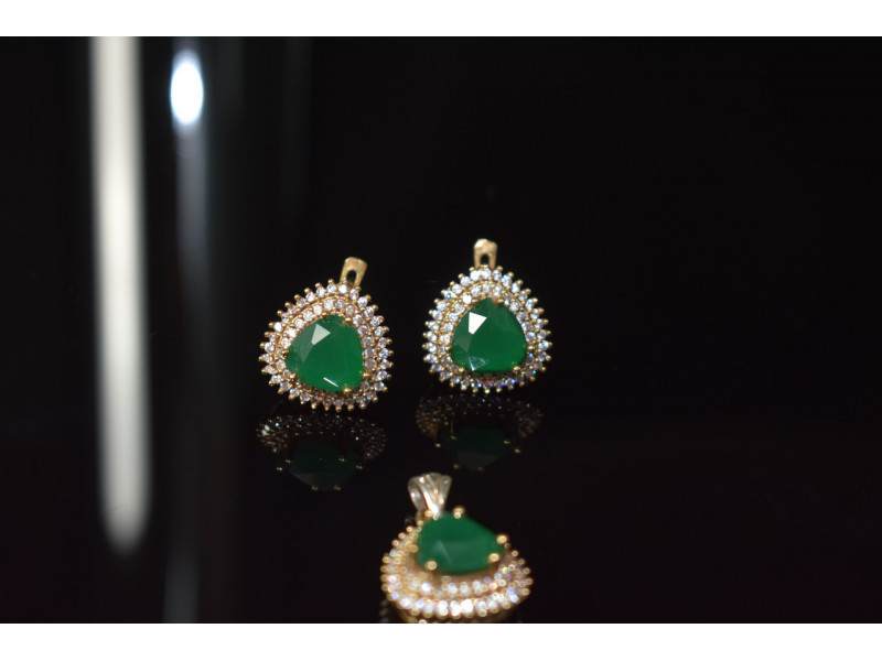 

Серебряный набор с зеленым камнем Алпанит Sky Jewelry 000794